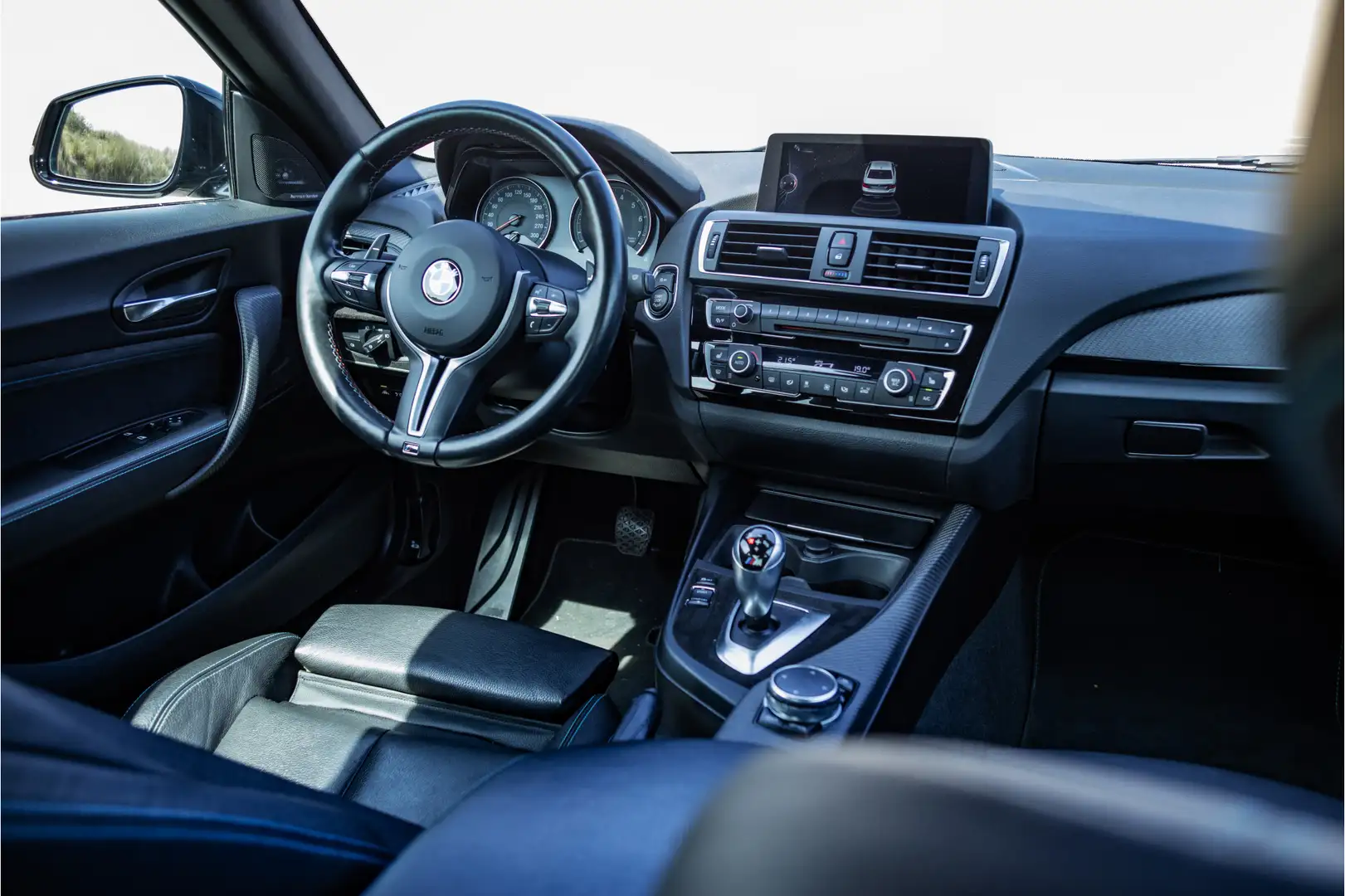 BMW M2 2-serie Coupé DCT Automaat/Navigatie/Carbon pack/S Zwart - 2