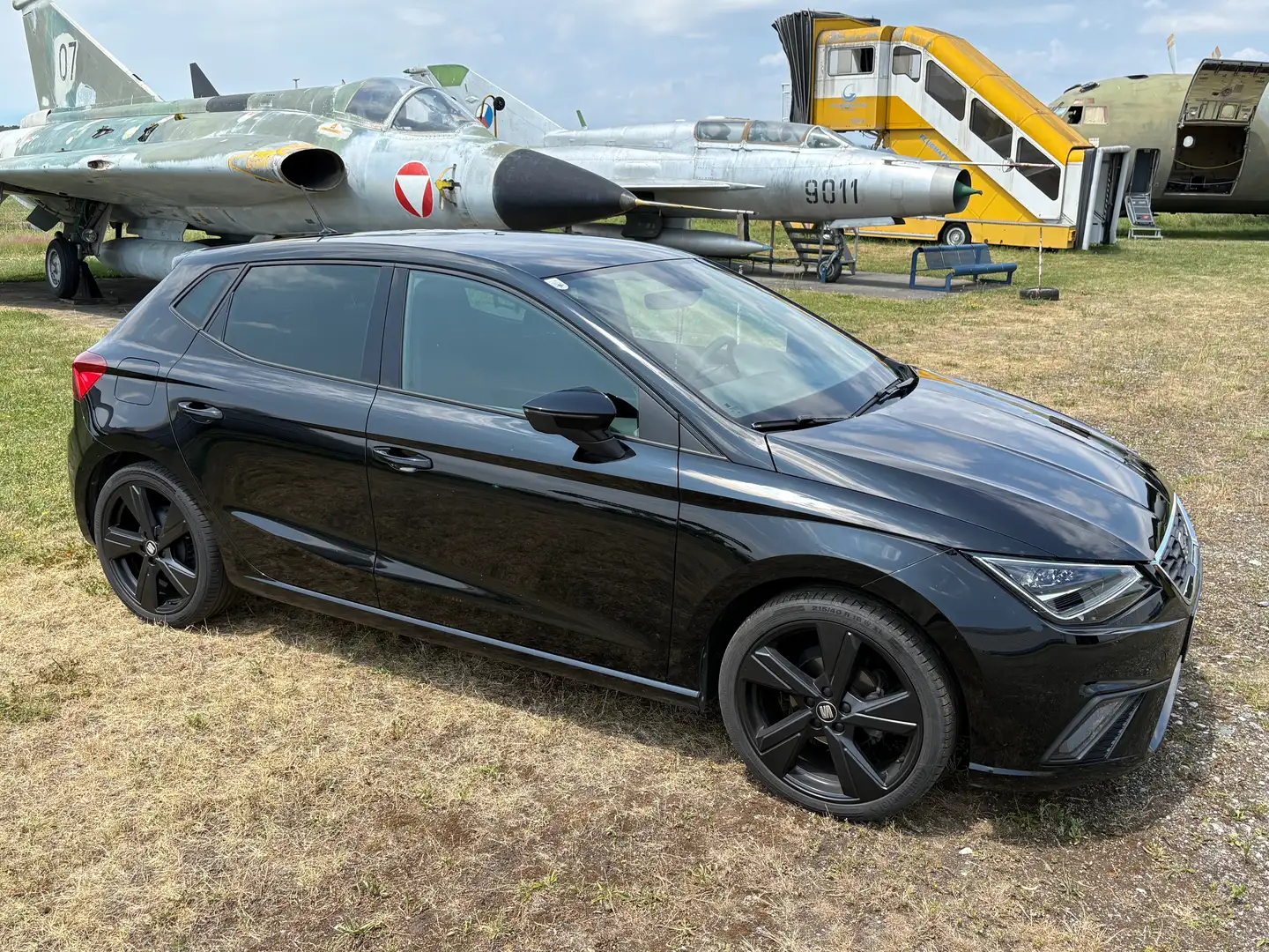 SEAT Ibiza Ibiza 1,0 ECO TSI FR FR Schwarz - 1