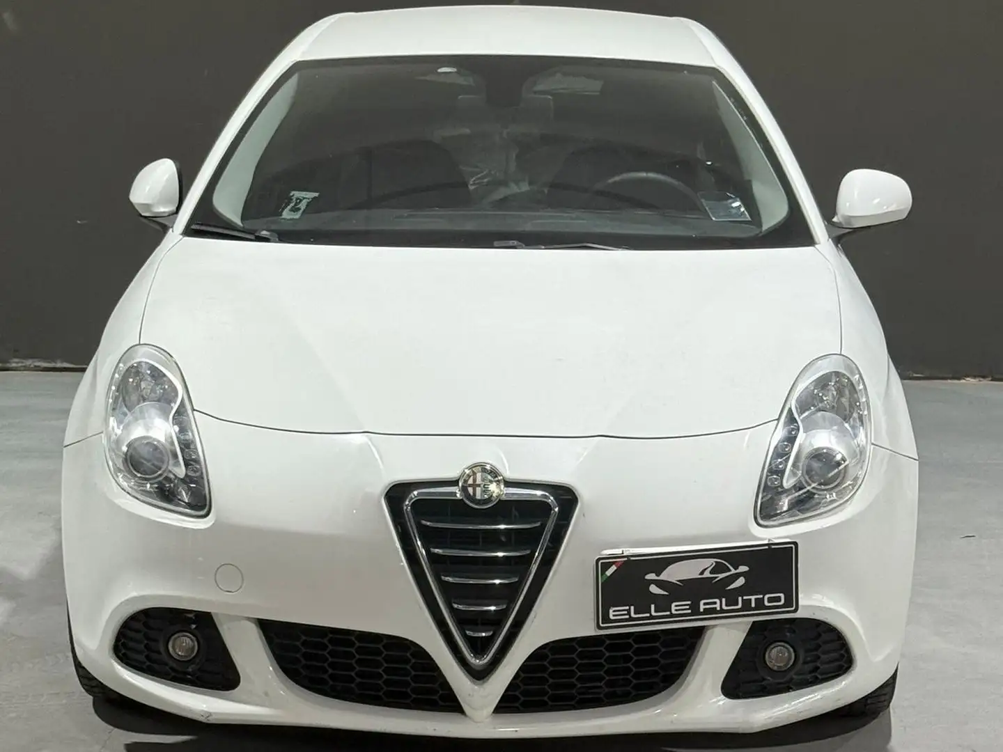 Alfa Romeo Giulietta Giulietta III 2010 1.4 t. Progression Gpl 120cv Weiß - 2