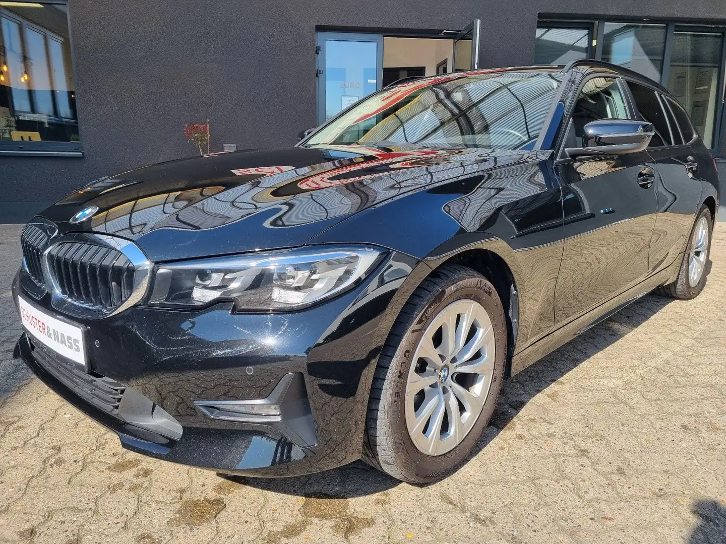 BMW 320 Baureihe 3 Touring 320 d Advantage*PDC* Schwarz - 2