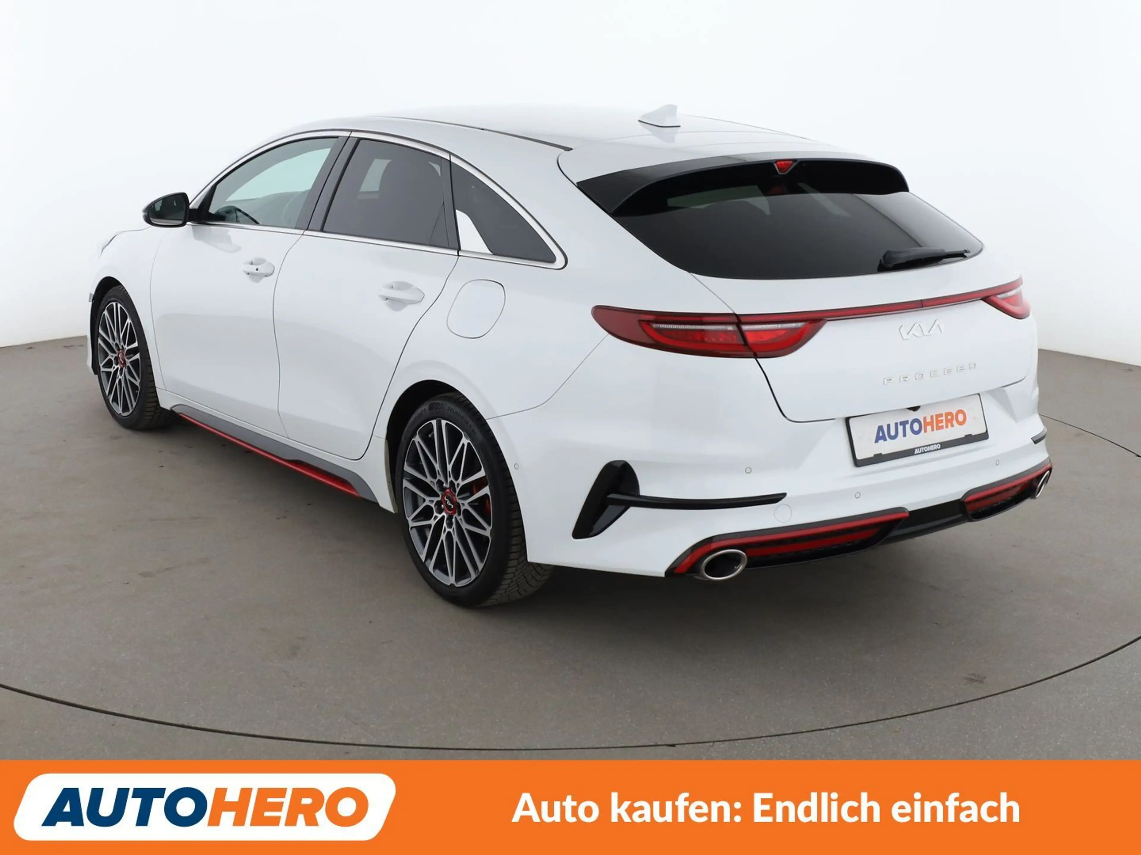 Kia ProCeed / pro_cee'd 1.6 TGDI GT Aut.*NAVI*ACC*SPUR*CAM*PDC*SHZ* — photo 4