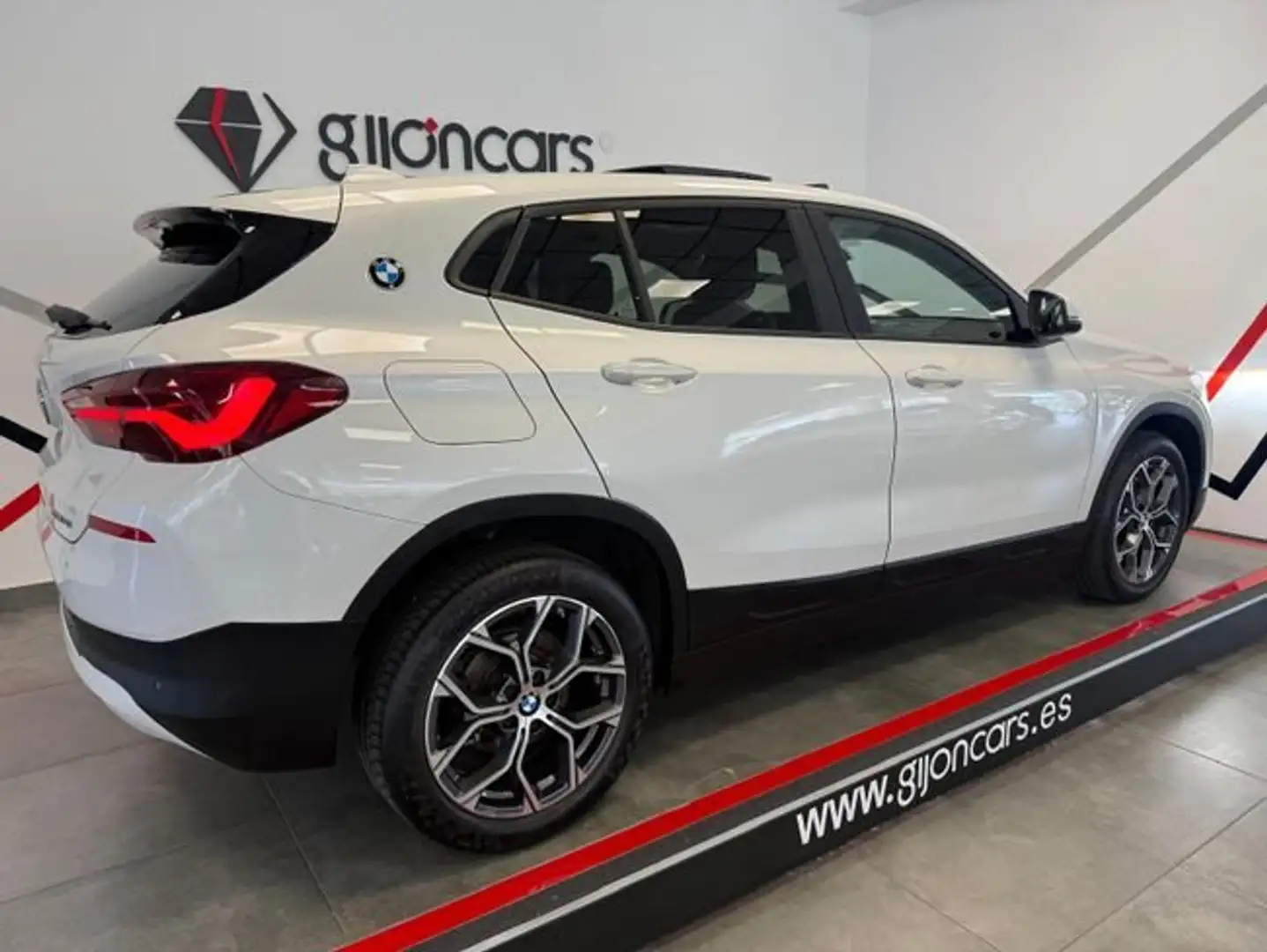 BMW X2 sDrive 18i Blanco - 2