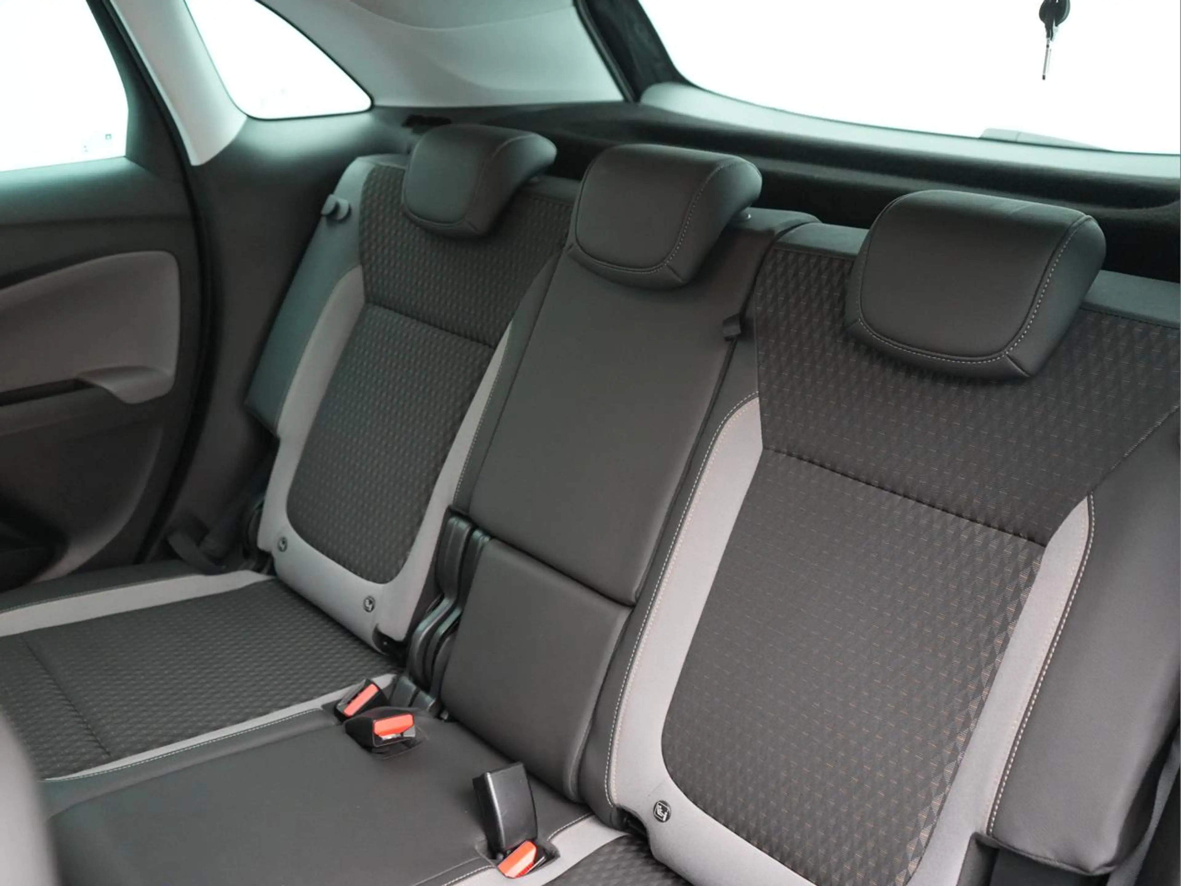 Opel Crossland 1.2 Turbo ECOTEC Elegance S/S — photo 10