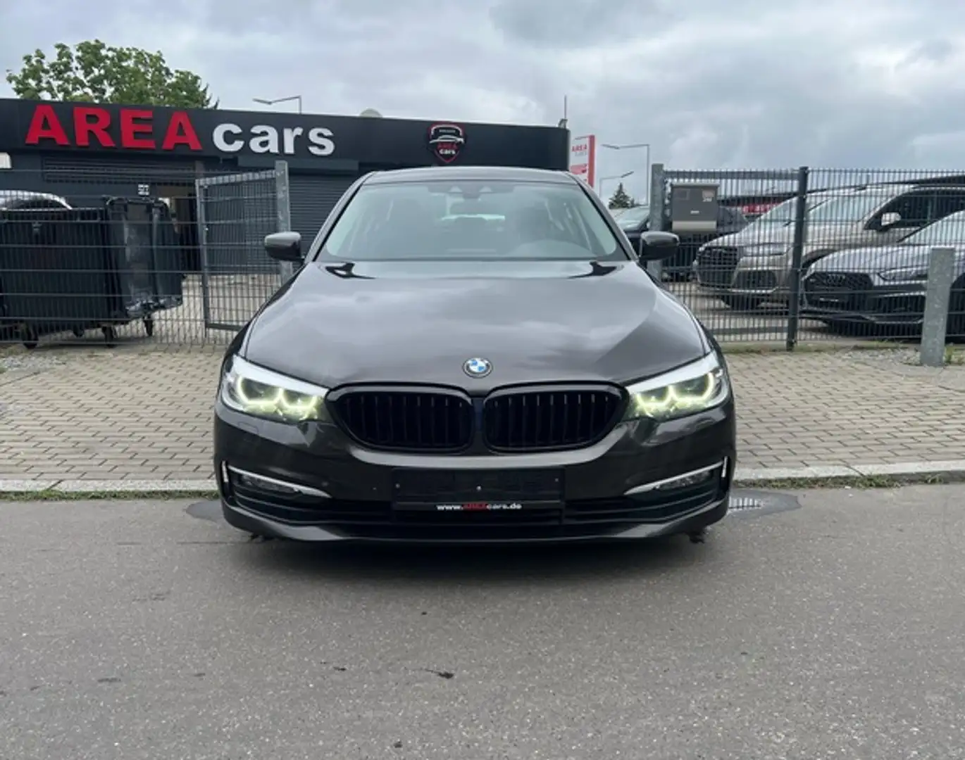 BMW 520 d Limo.*LED*NAVI*TEMPO*SHZ*PDC*18ZO Grey - 2