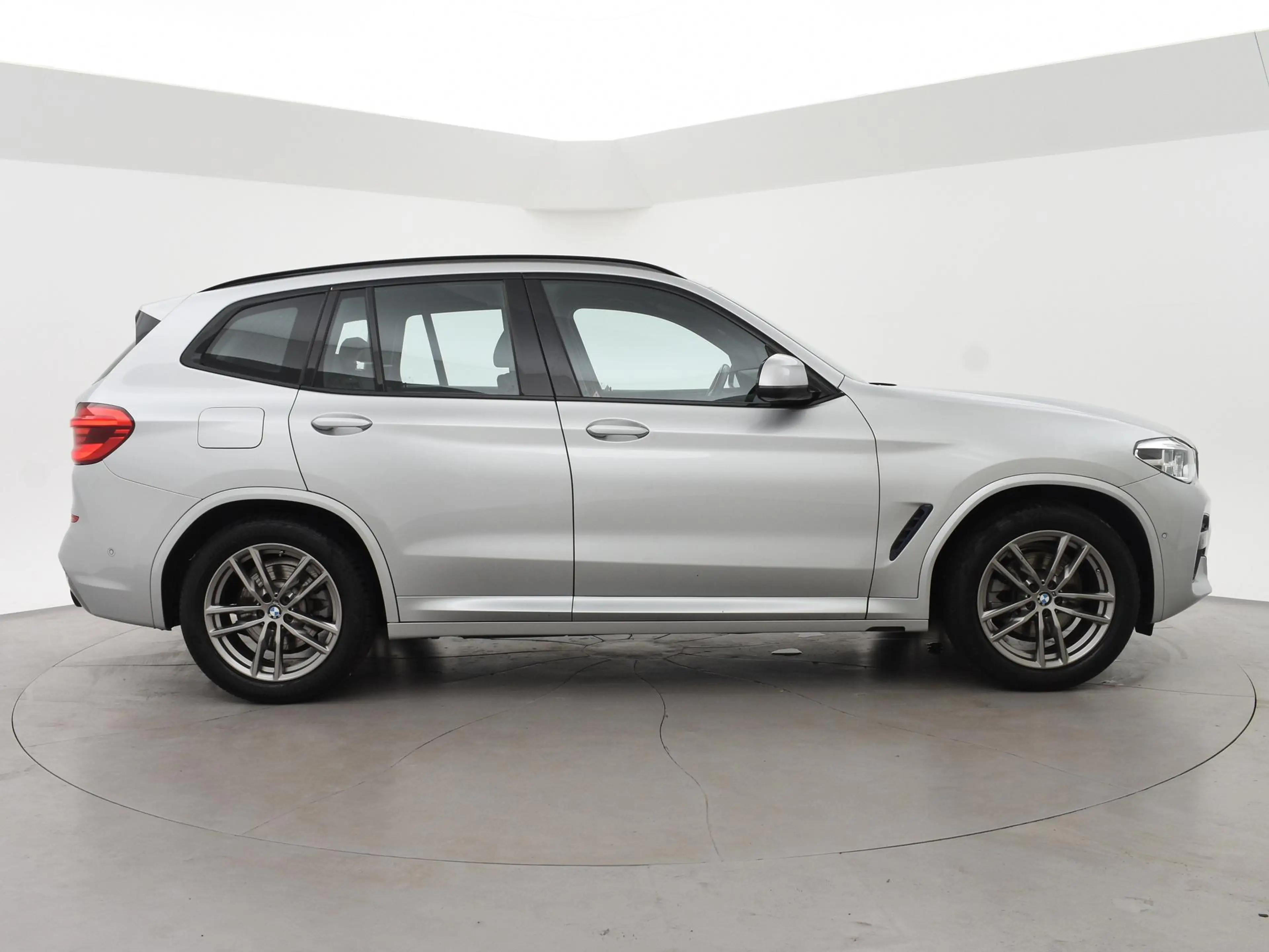 BMW X3 xDrive20i 184 PK M-SPORT H.E. EDITION + HEAD-UP | — photo 16