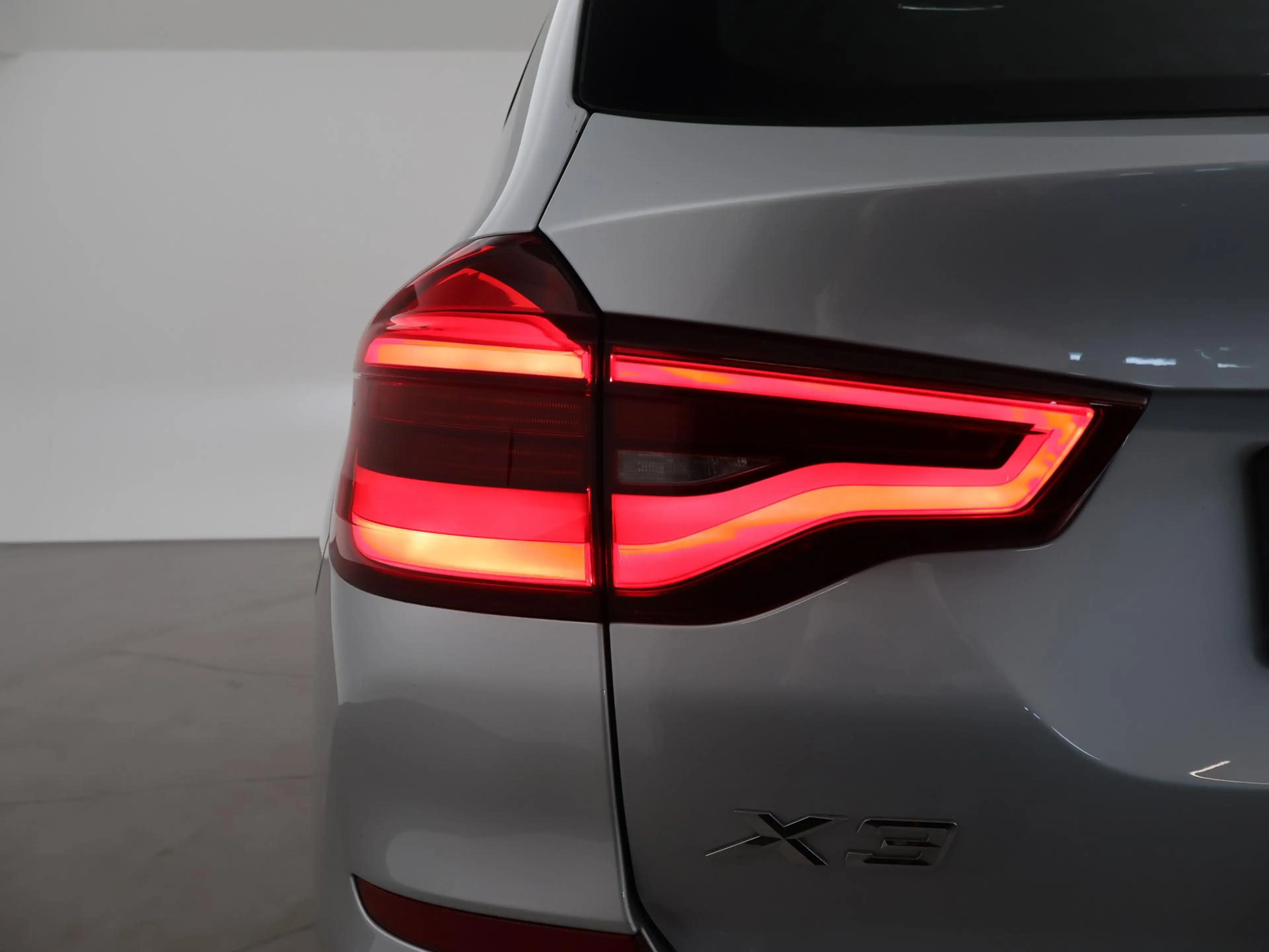 BMW X3 xDrive20i 184 PK M-SPORT H.E. EDITION + HEAD-UP | — photo 21