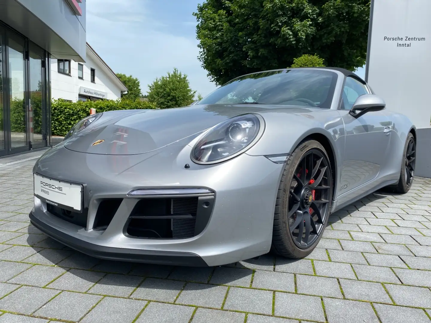 Porsche 991 (911) Targa 4 GTS | Hinterachslenkung | Argintiu - 2