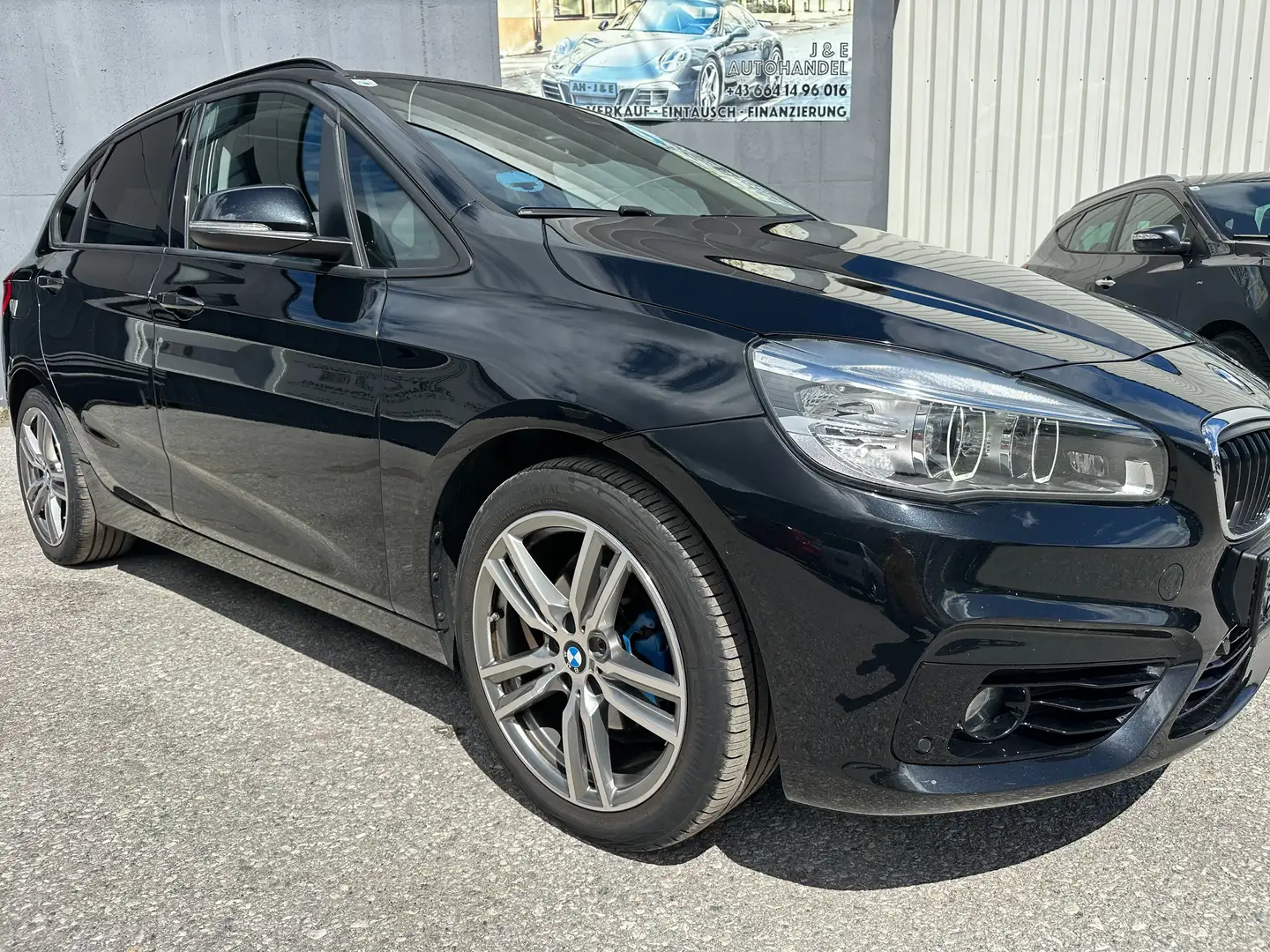 BMW 218 d Active Tourer Pickerl 9/2026 Schwarz - 1