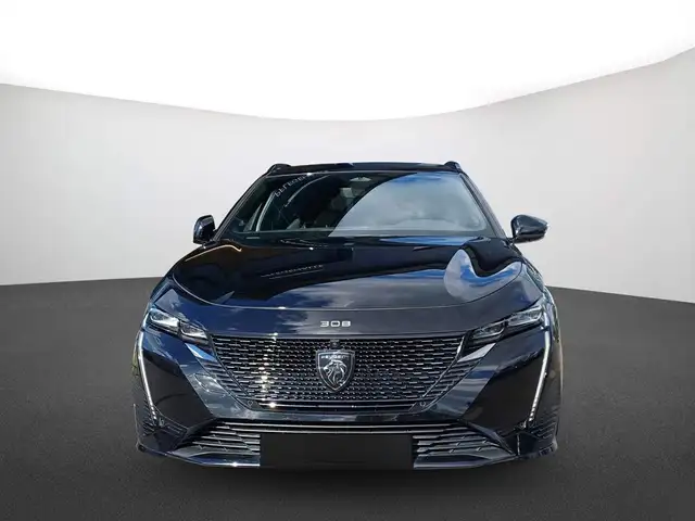 Peugeot 308 view 2