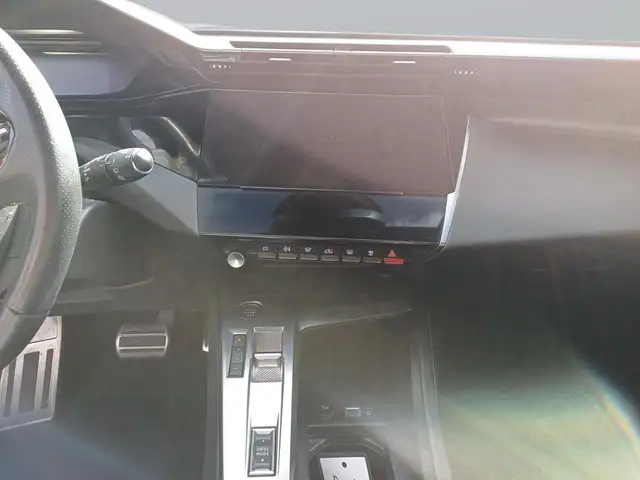 Peugeot 308 view 12