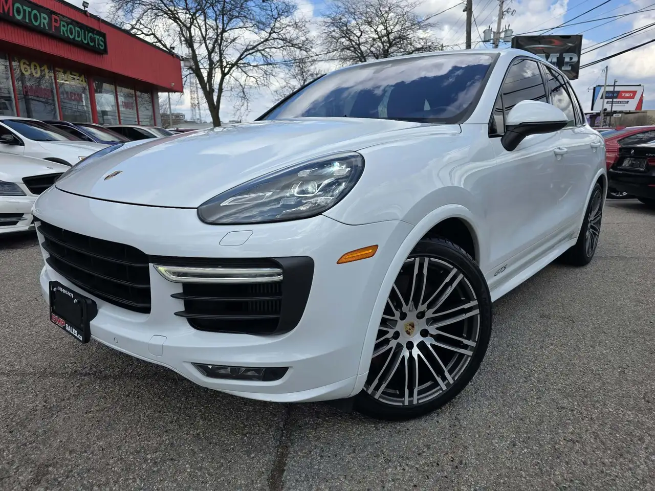 Porsche Cayenne снимка Porsche Cayenne