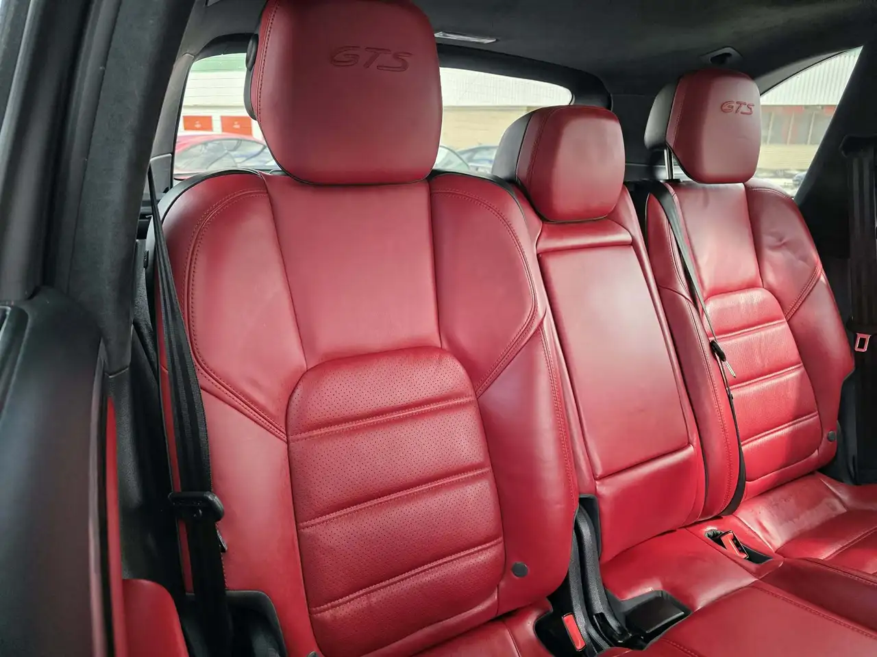 Porsche Cayenne снимка Porsche Cayenne