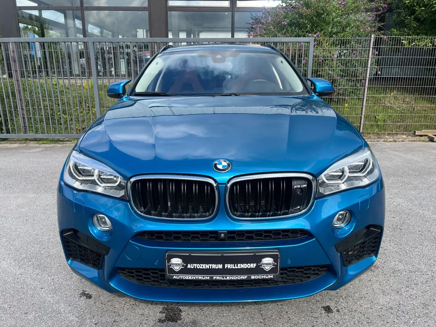 BMW X6 M HEAD UP/SCHIEBEDACH/VOLL VOLL/ 48TKM!!! Albastru - 2