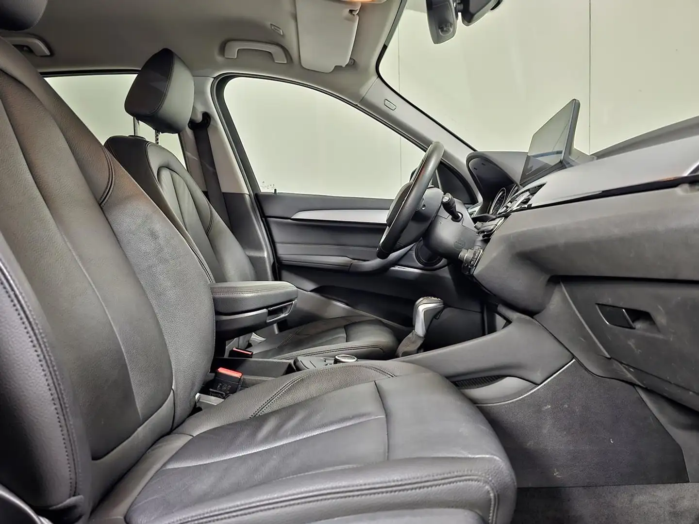 BMW X1 xDrive 25e Real Hybrid - GPS - Topstaat! 1Ste Eig! Gris - 2