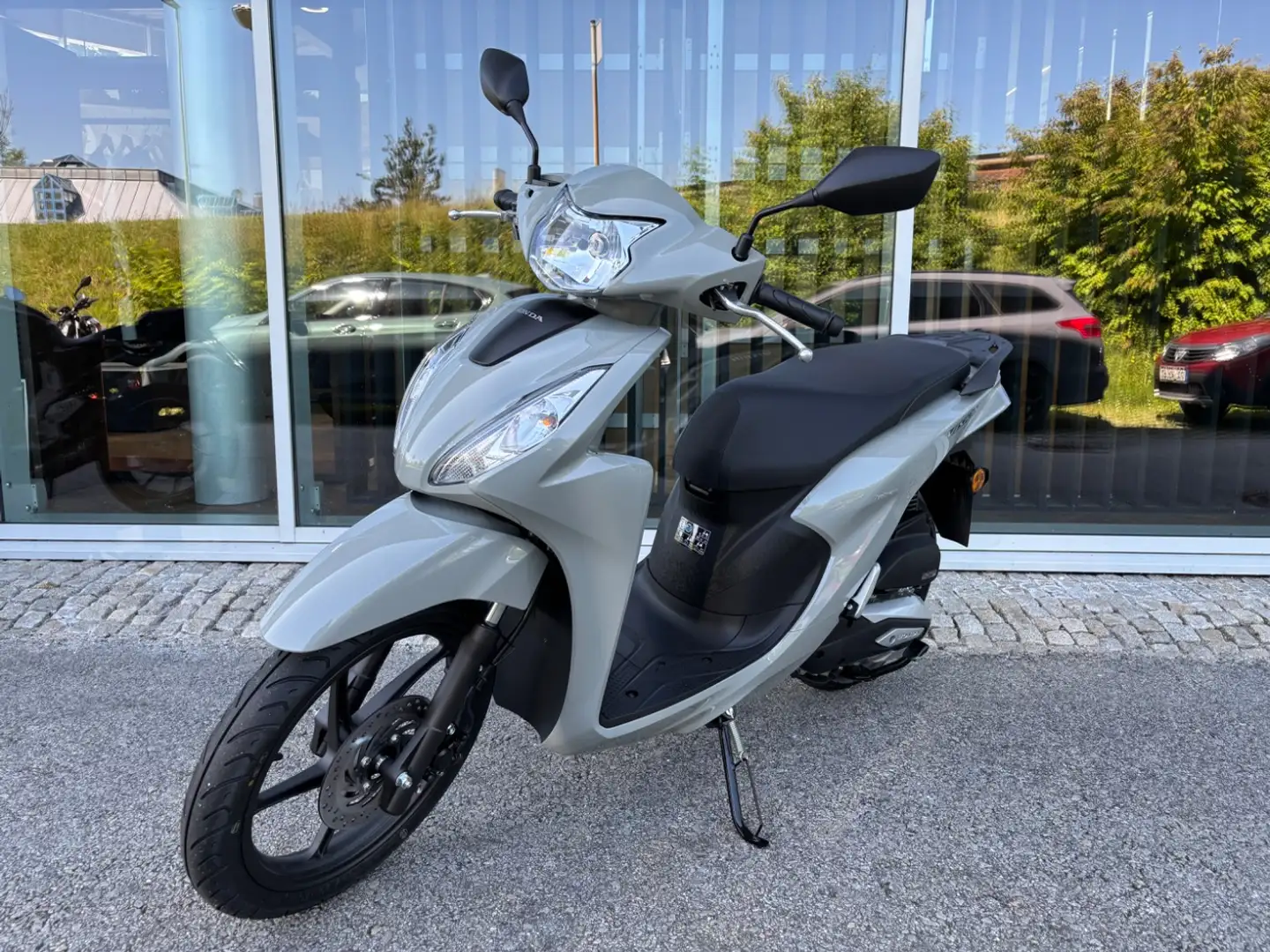 Honda NSC 110 Vision 110 2025 Gris - 2