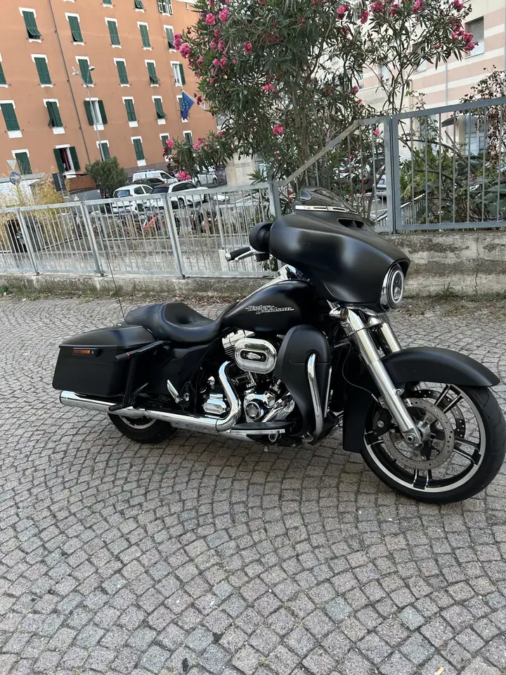 Harley-Davidson Street Glide
