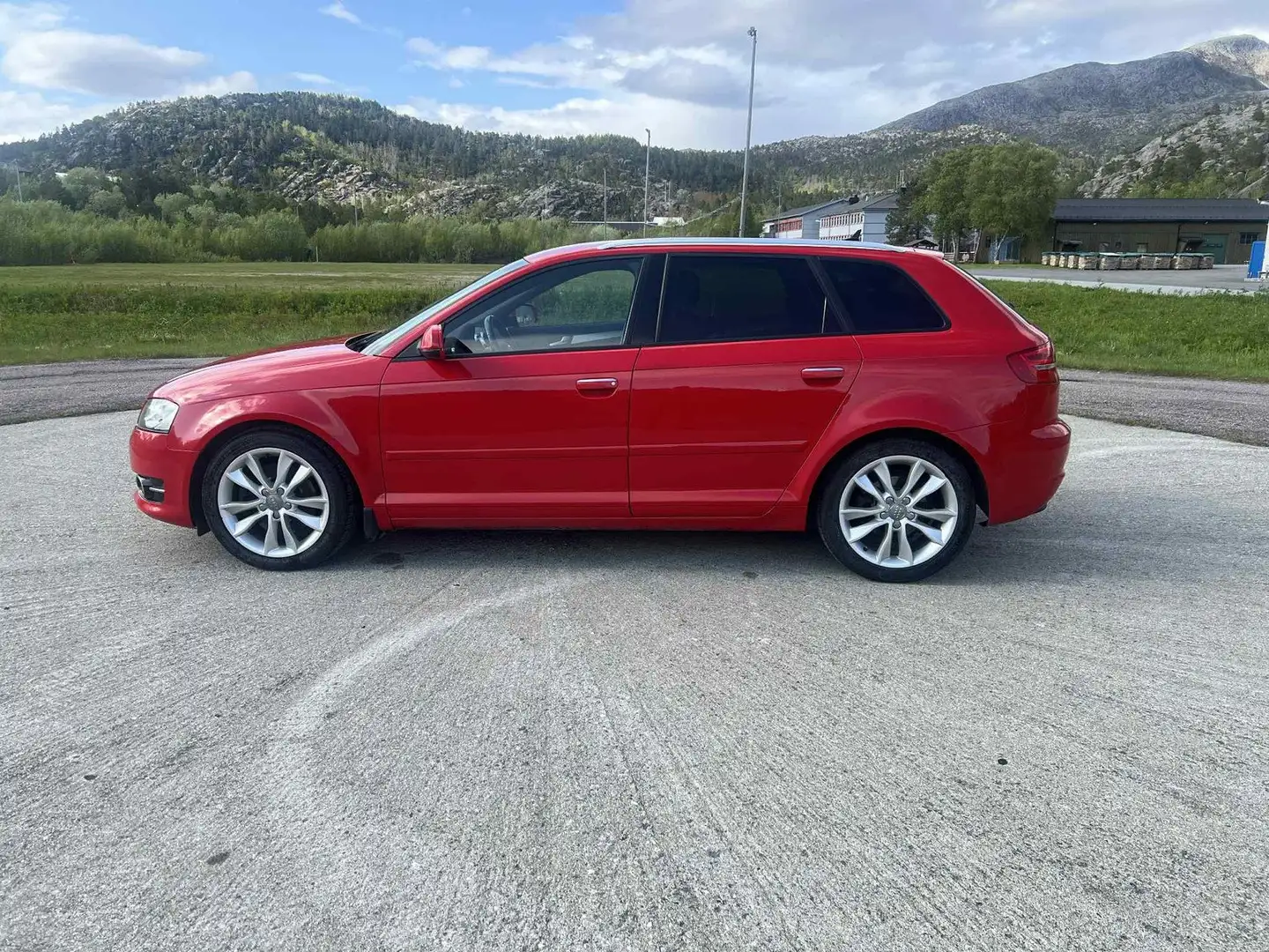 Audi A3 Rosso - 2