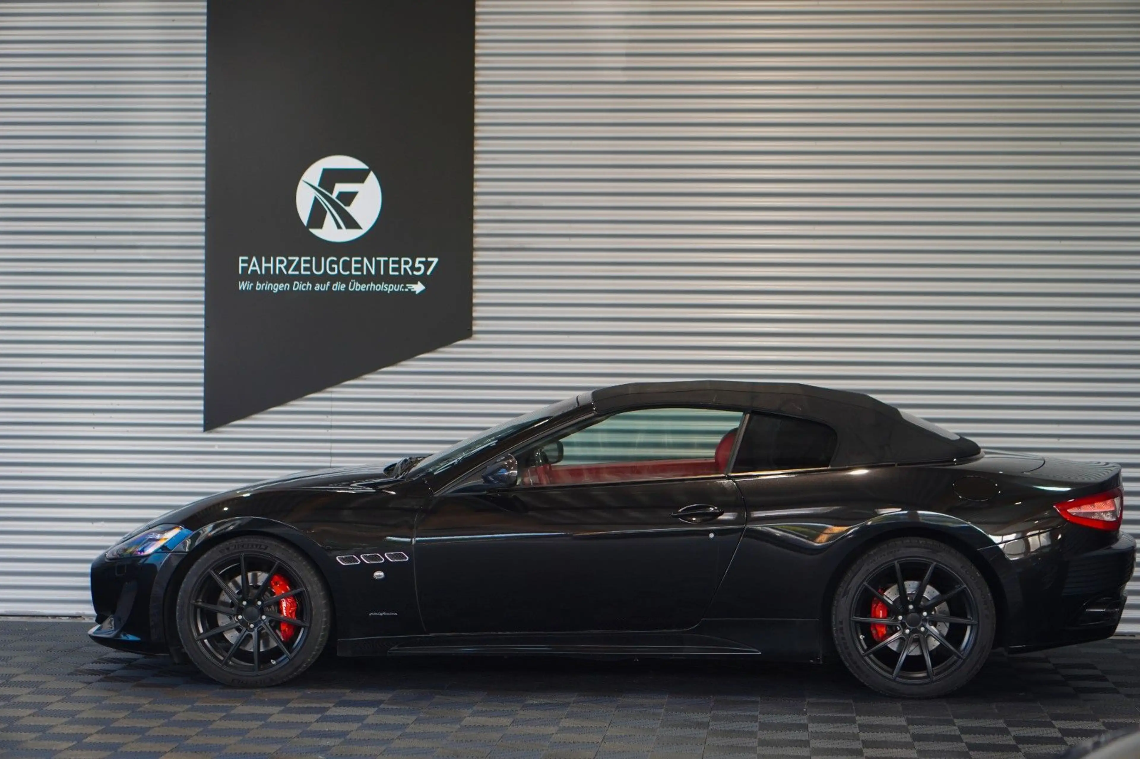 Maserati GranCabrio S 4.7L V8/PDC/NAVI/SHZ/BOSE — photo 4