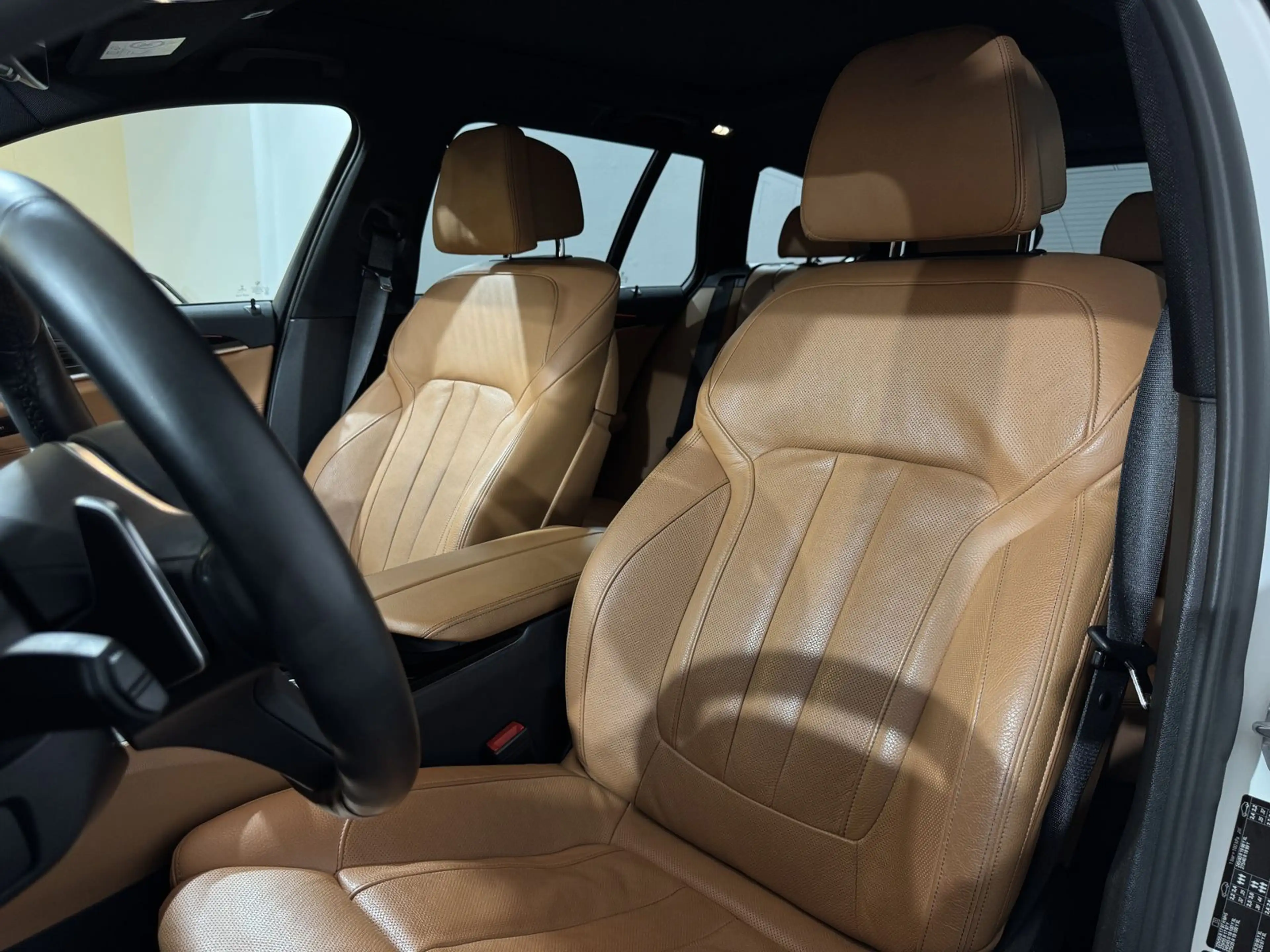 BMW 540 i xDrive M-Sport*Pano*Memory*AHK*Shadow*LED* — photo 15