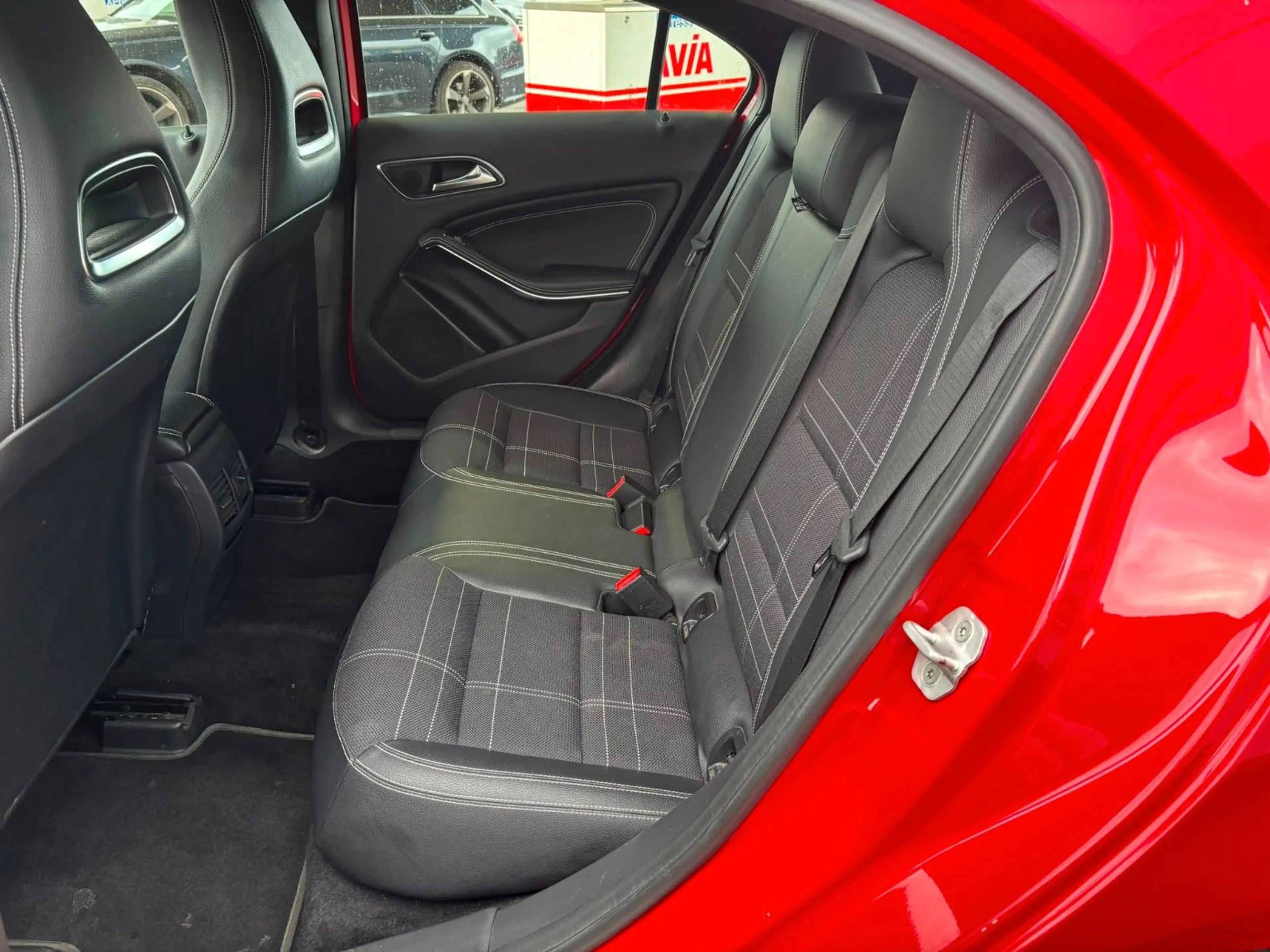 Mercedes-Benz A 220 CDI Urban *Klima/Kamera/SHZ/Tempomat* — photo 12