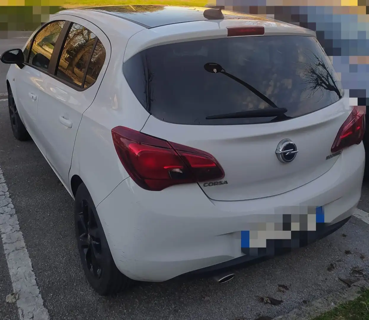 Opel Corsa 5p 1.4 Black Edition Gpl 90cv - 2