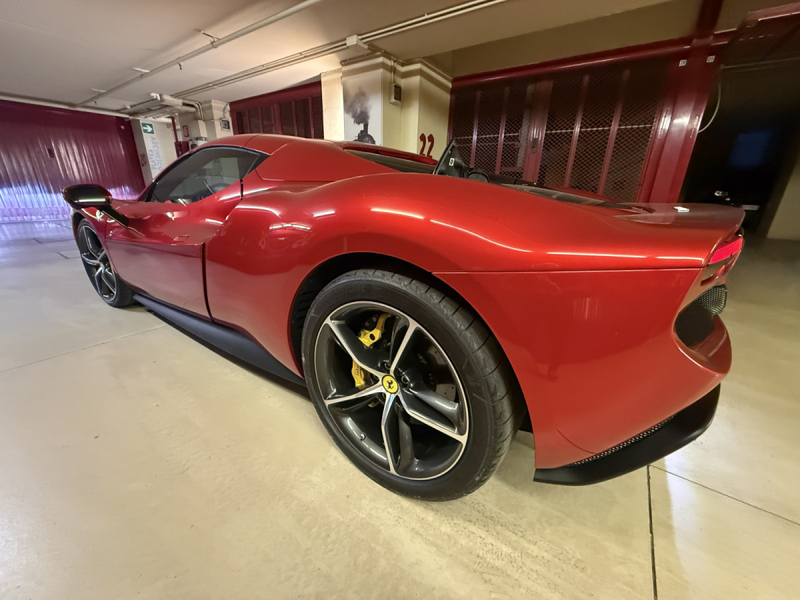 Ferrari 296 GTS GTS / ROSSO MAGMA / ADAS — photo 4