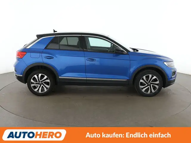 Volkswagen T-Roc view 7