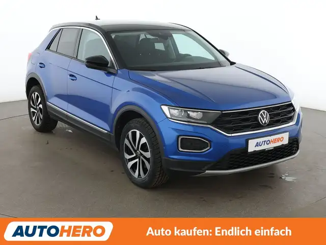 Volkswagen T-Roc view 8