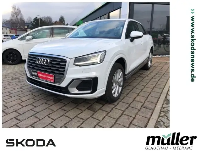 Audi Q2 sport Navi DSG LED SHZ
