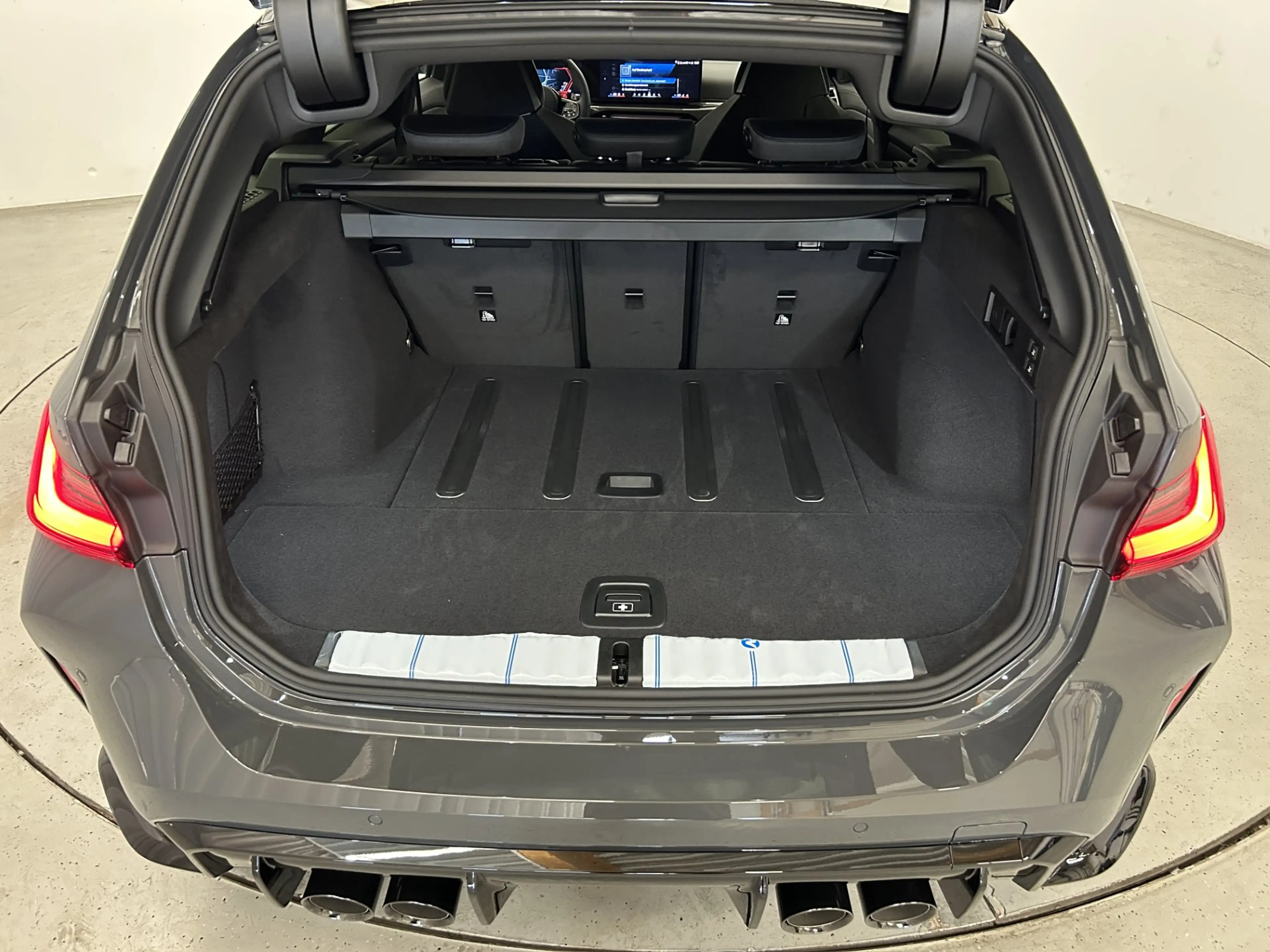 BMW M3 Competition M xDrive *Head-Up / Carbon / LED* — photo 14