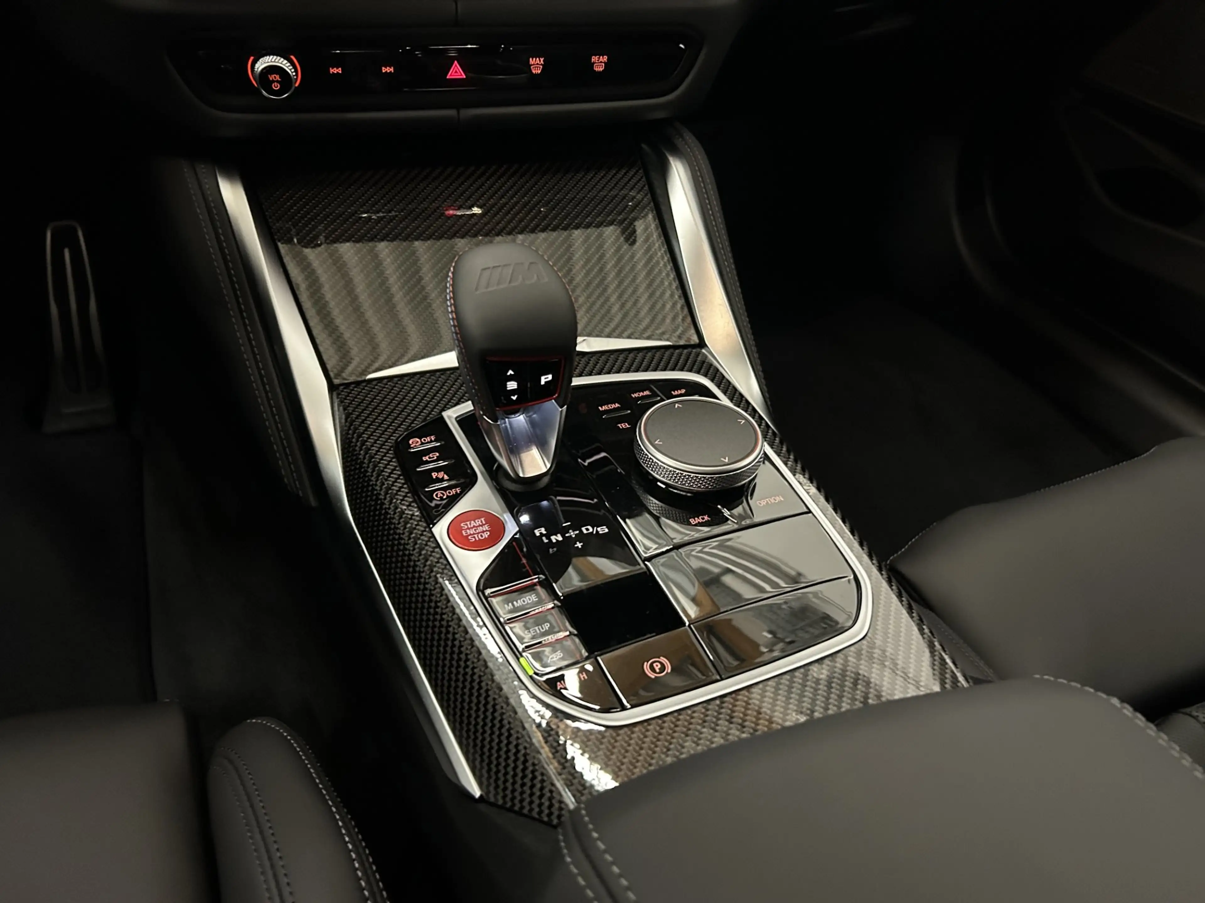 BMW M3 Competition M xDrive *Head-Up / Carbon / LED* — photo 10