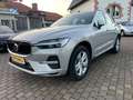Volvo XC60 B4 Momentum Pro 2WD LED Kamera DAB Harman K Silber - thumbnail 2