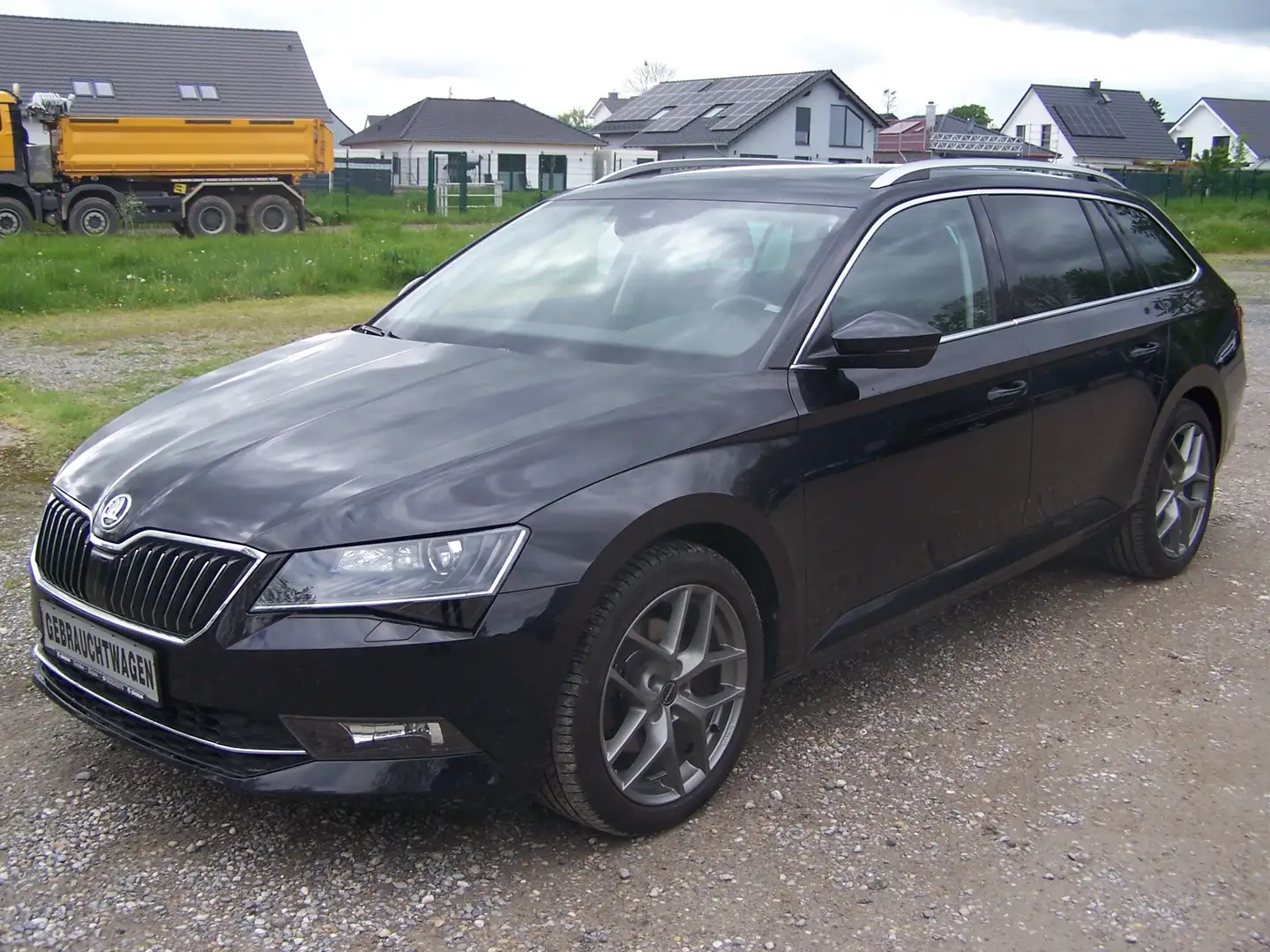 Skoda Superb Combi Style 1.8 TSI DSG Schwarz - 1