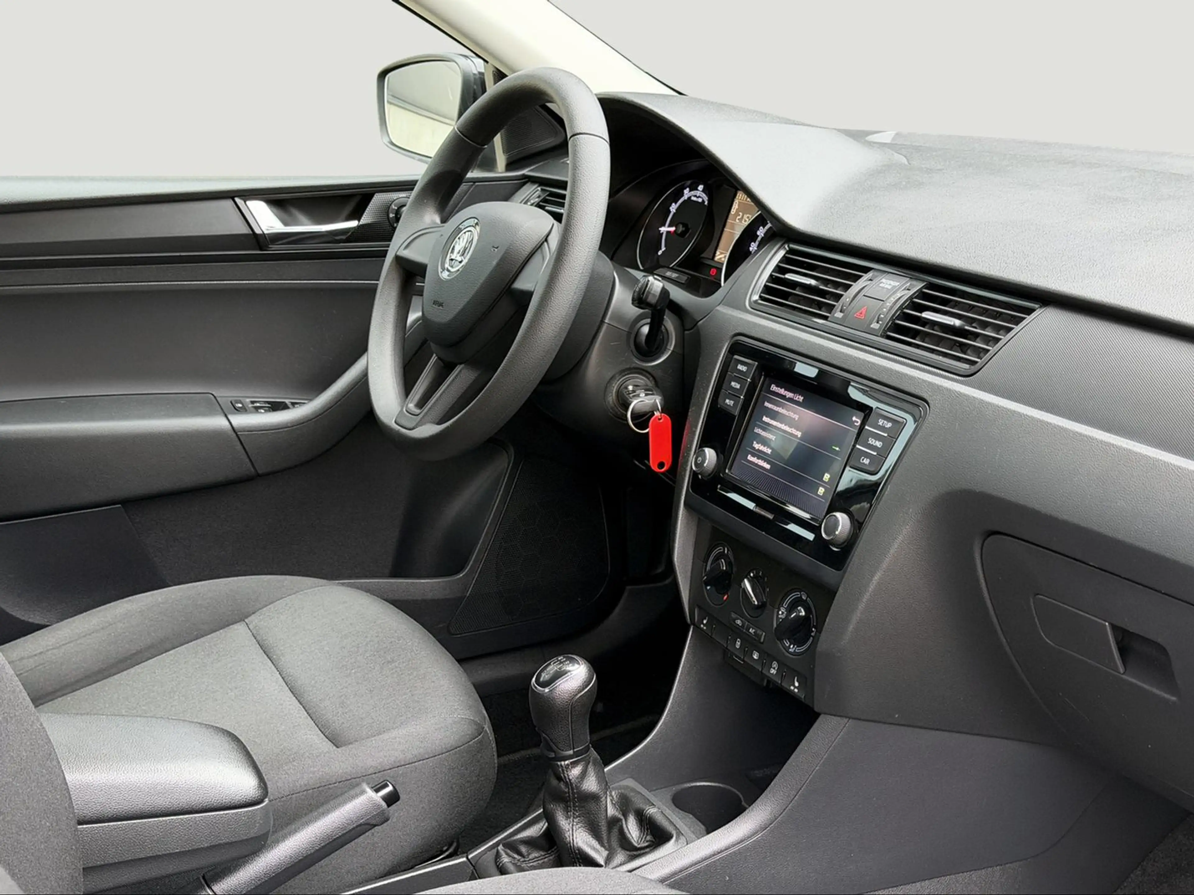 Skoda Rapid/Spaceback Cool Edition 1.0TSI PDC/SHZ/KLIMA — photo 11