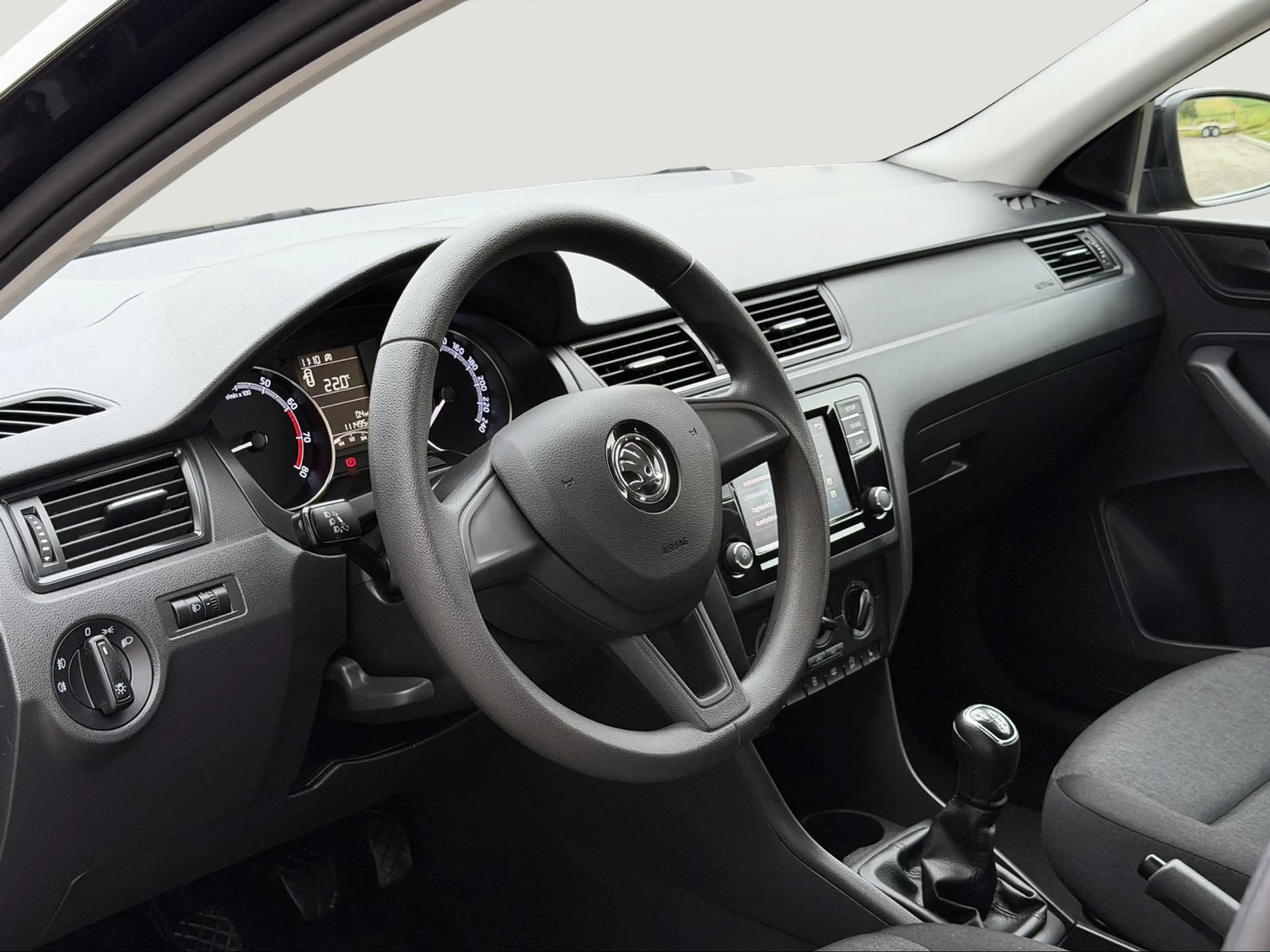 Skoda Rapid/Spaceback Cool Edition 1.0TSI PDC/SHZ/KLIMA — photo 9