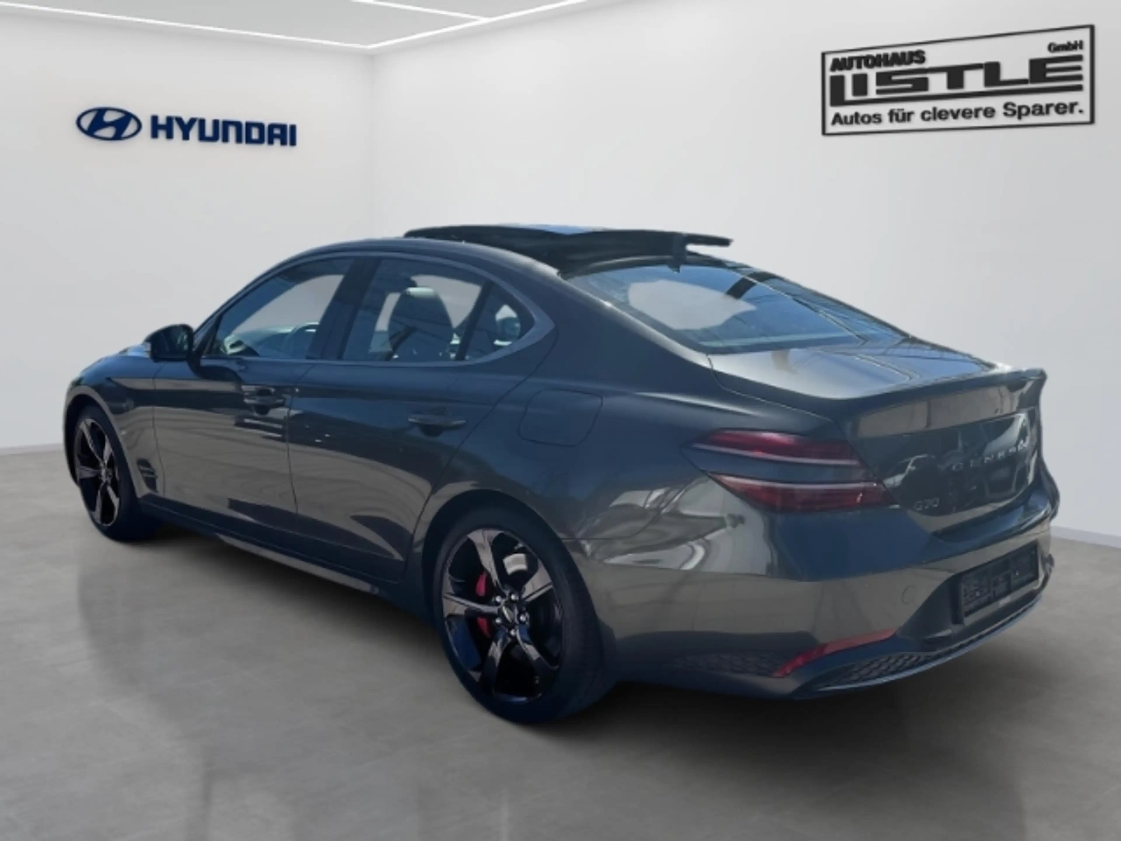 Genesis G70 Sedan 2.2D RWD Sport Sportpaket AD El. Panodach Na — photo 4