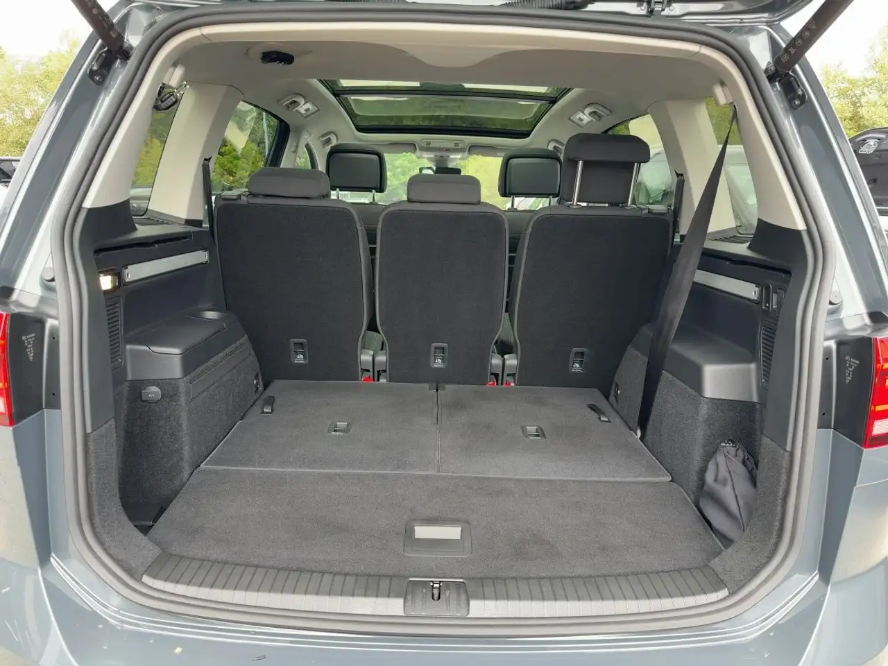 Volkswagen Touran 2.0 TDI DSG Highline 7-Sitze ab 2,49% AHK, миниатюра 8