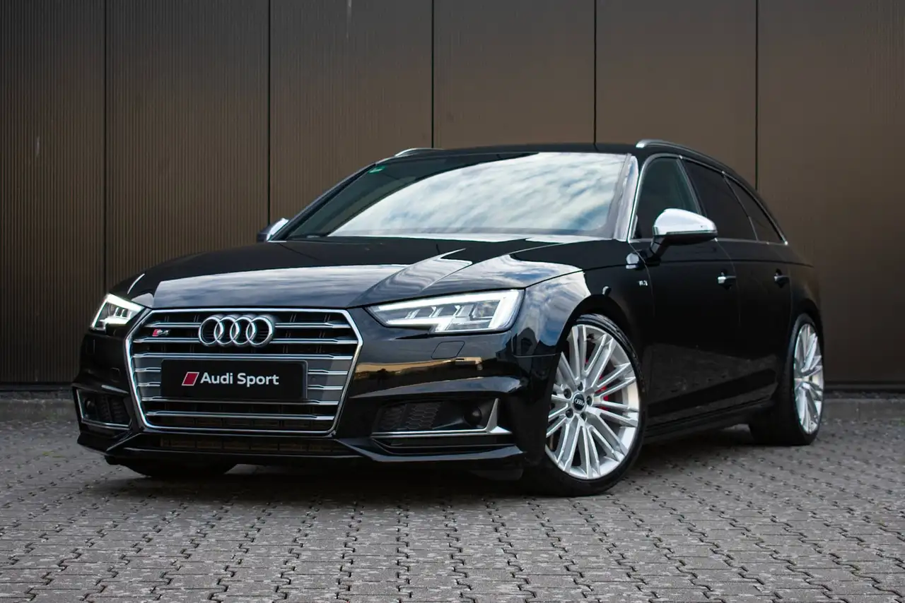 Audi S4