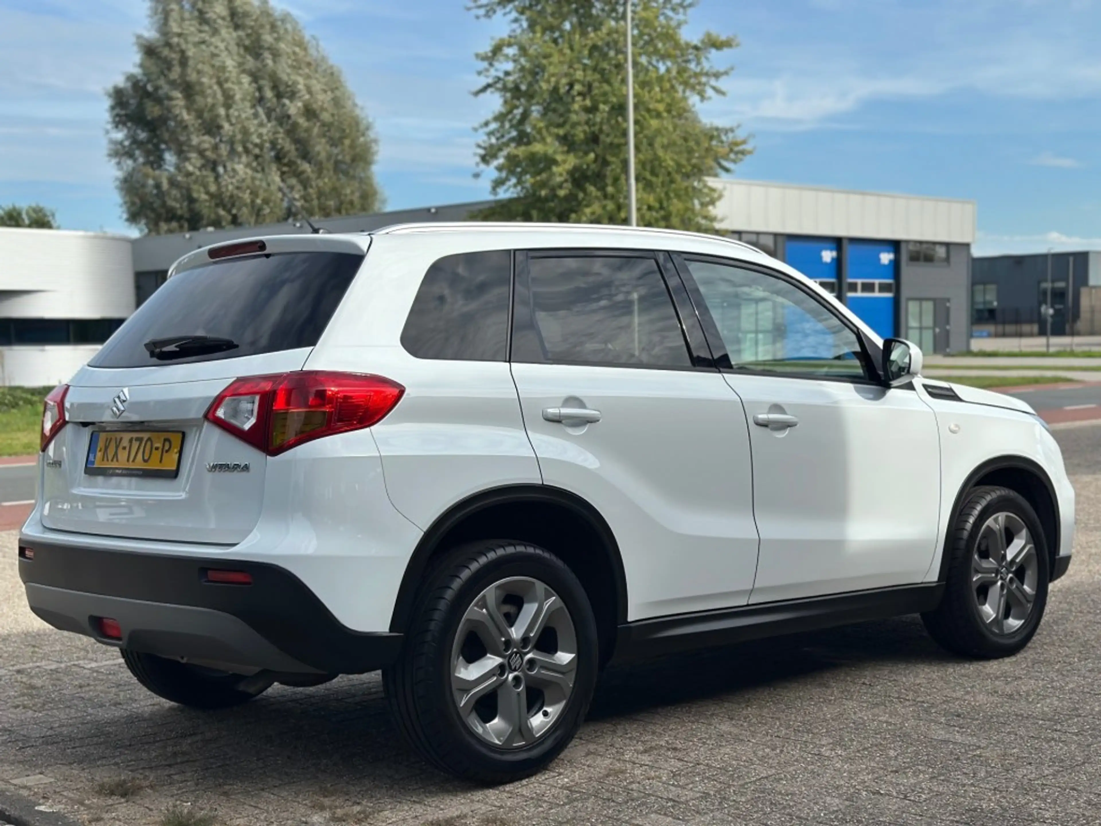 Suzuki Vitara 1.6 Exclusive Automaat '' Infotainmentsystem - Cam — photo 2