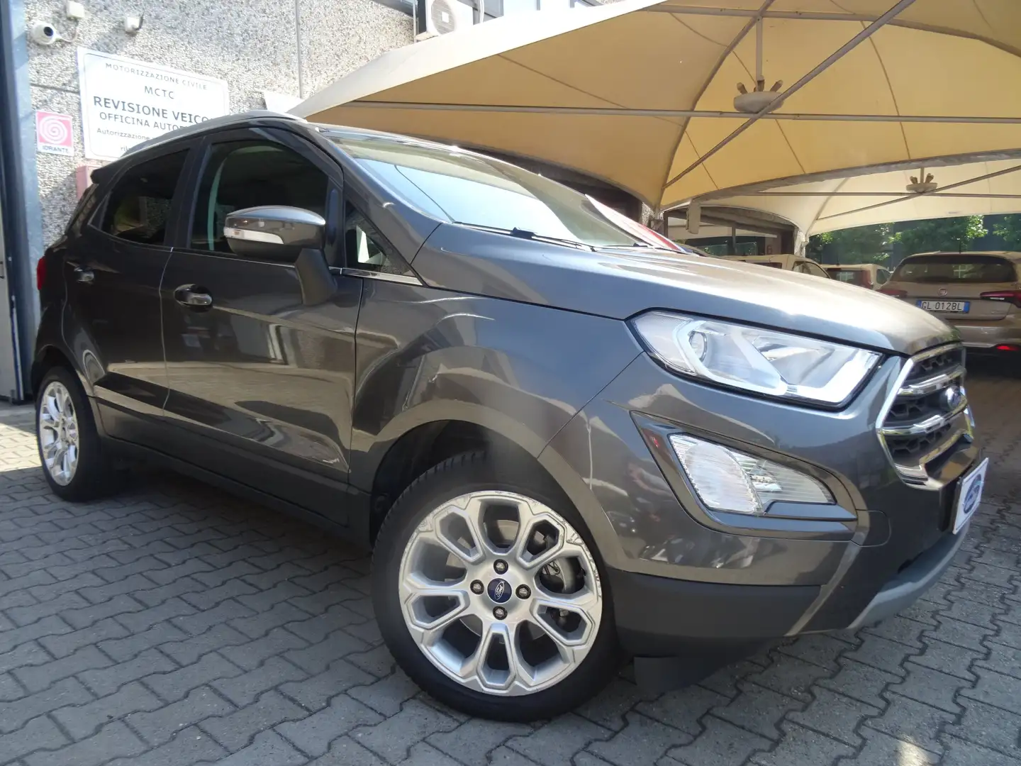 Ford EcoSport 1.0 ECOBOOST S&S 125 CV TITANIUM Gris - 1