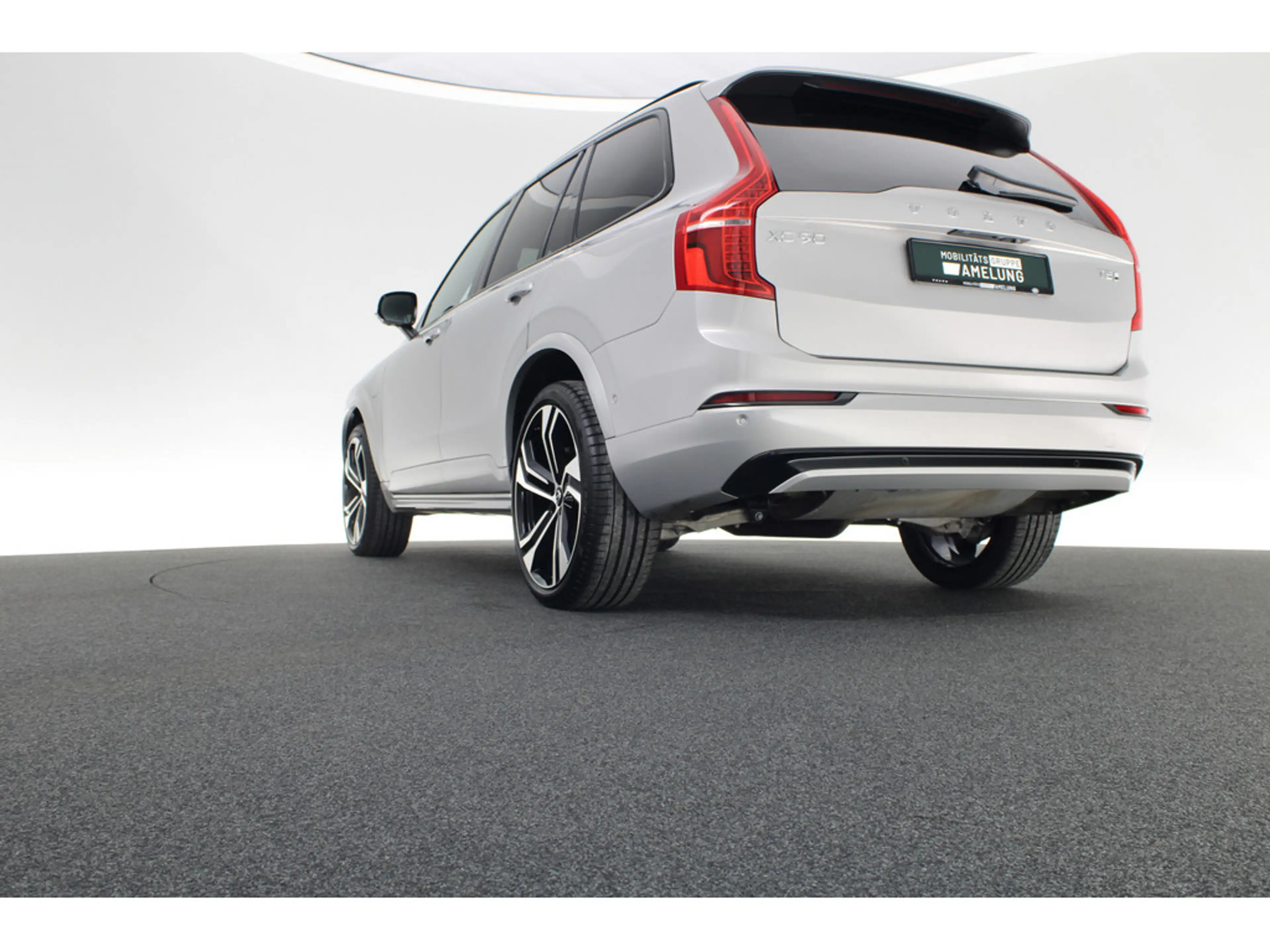 Volvo XC90 T8 AWD Plus Dark aus 1.Hand STANDHZ ACC — photo 13