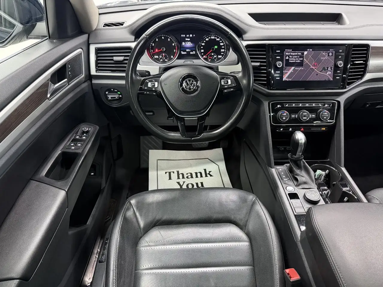 Volkswagen Atlas снимка Volkswagen Atlas
