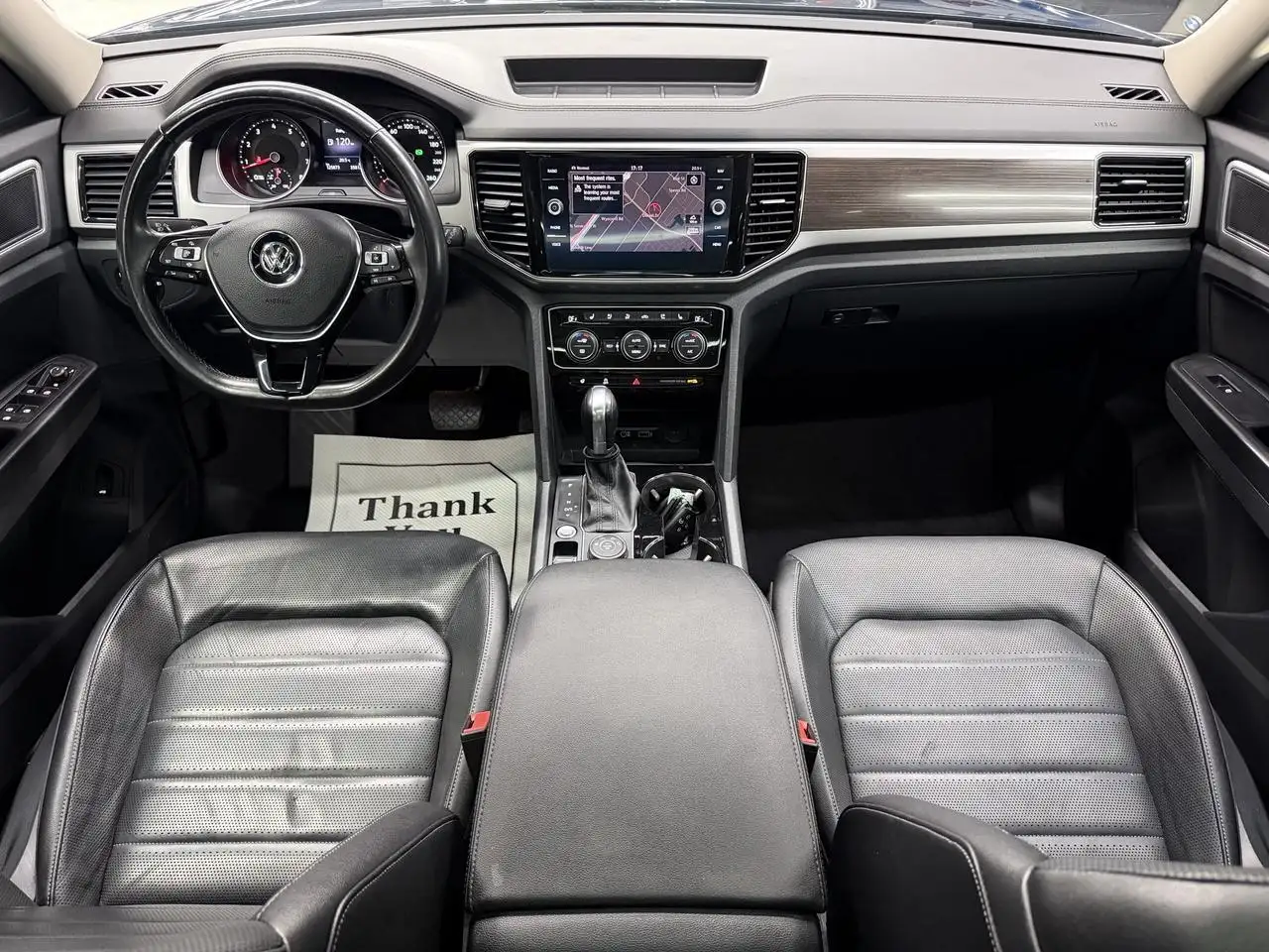 Volkswagen Atlas снимка Volkswagen Atlas