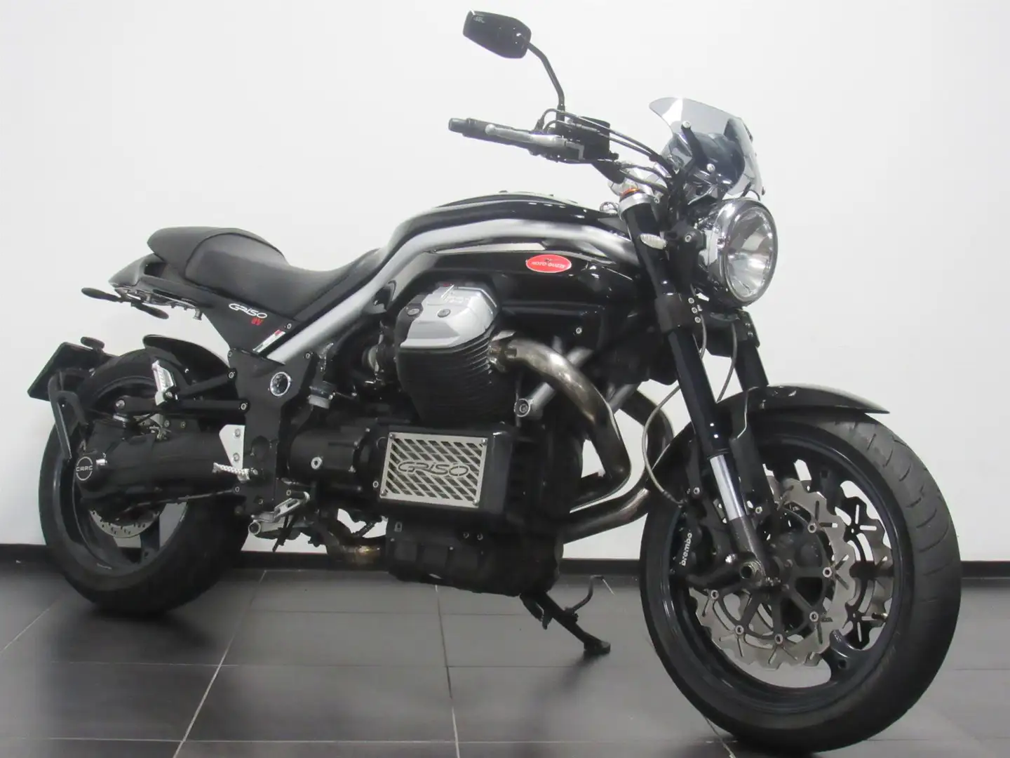 Moto Guzzi Griso 1200 8V Negro - 2