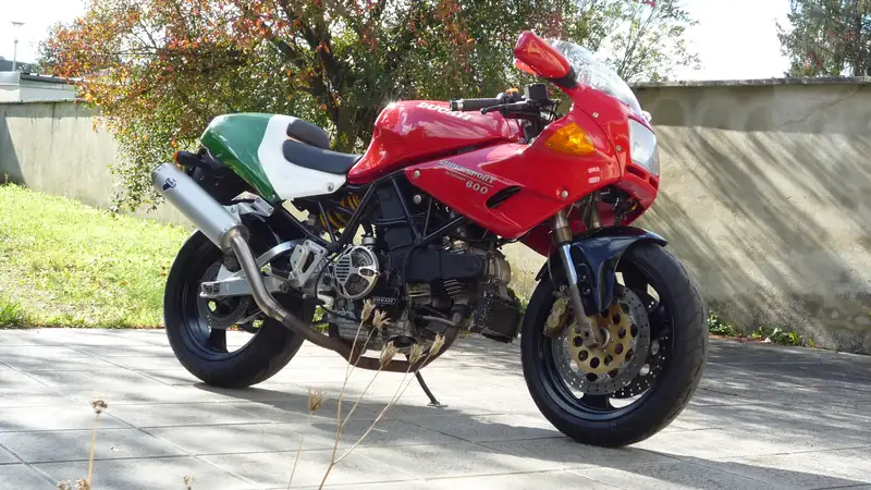 Ducati 900 SS - foto 3