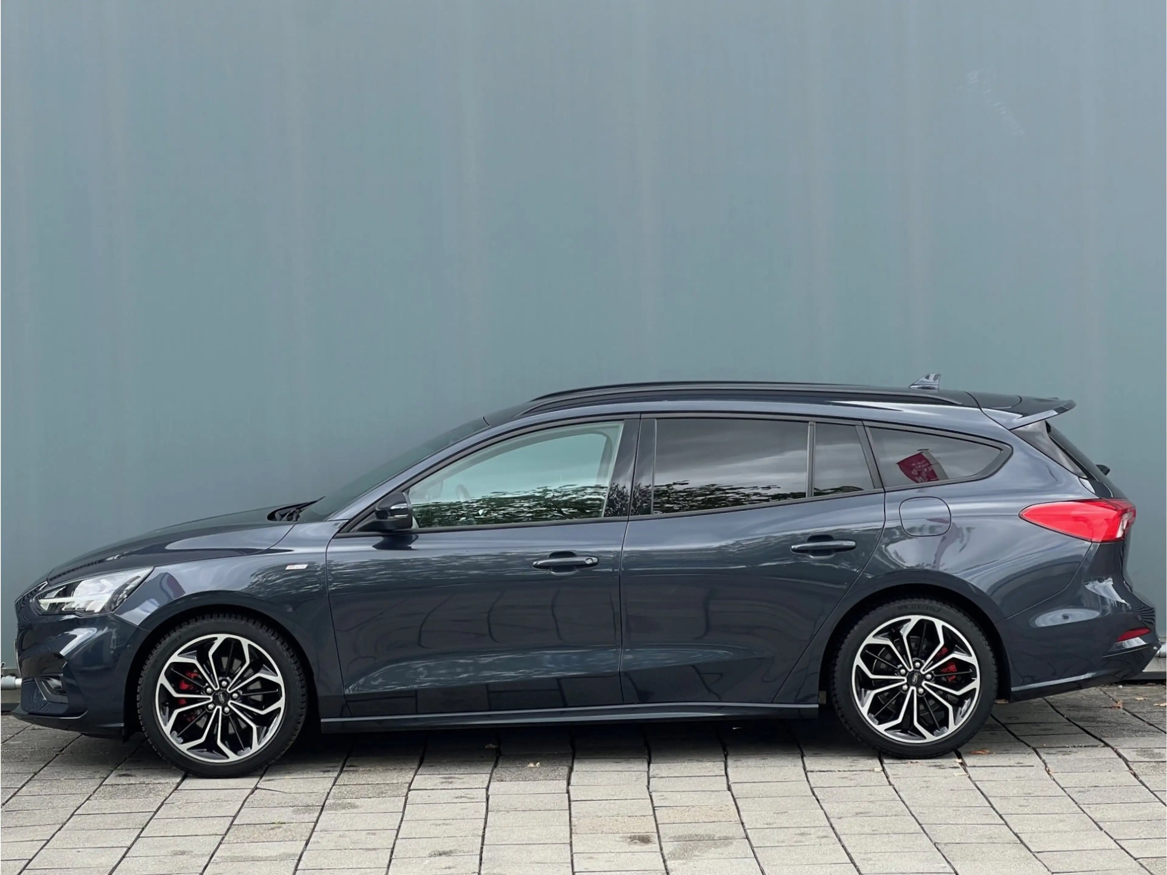 Ford Focus Wagon BWJ 2021 | 1.5TDCI 120PK ST Line X Business — photo 6