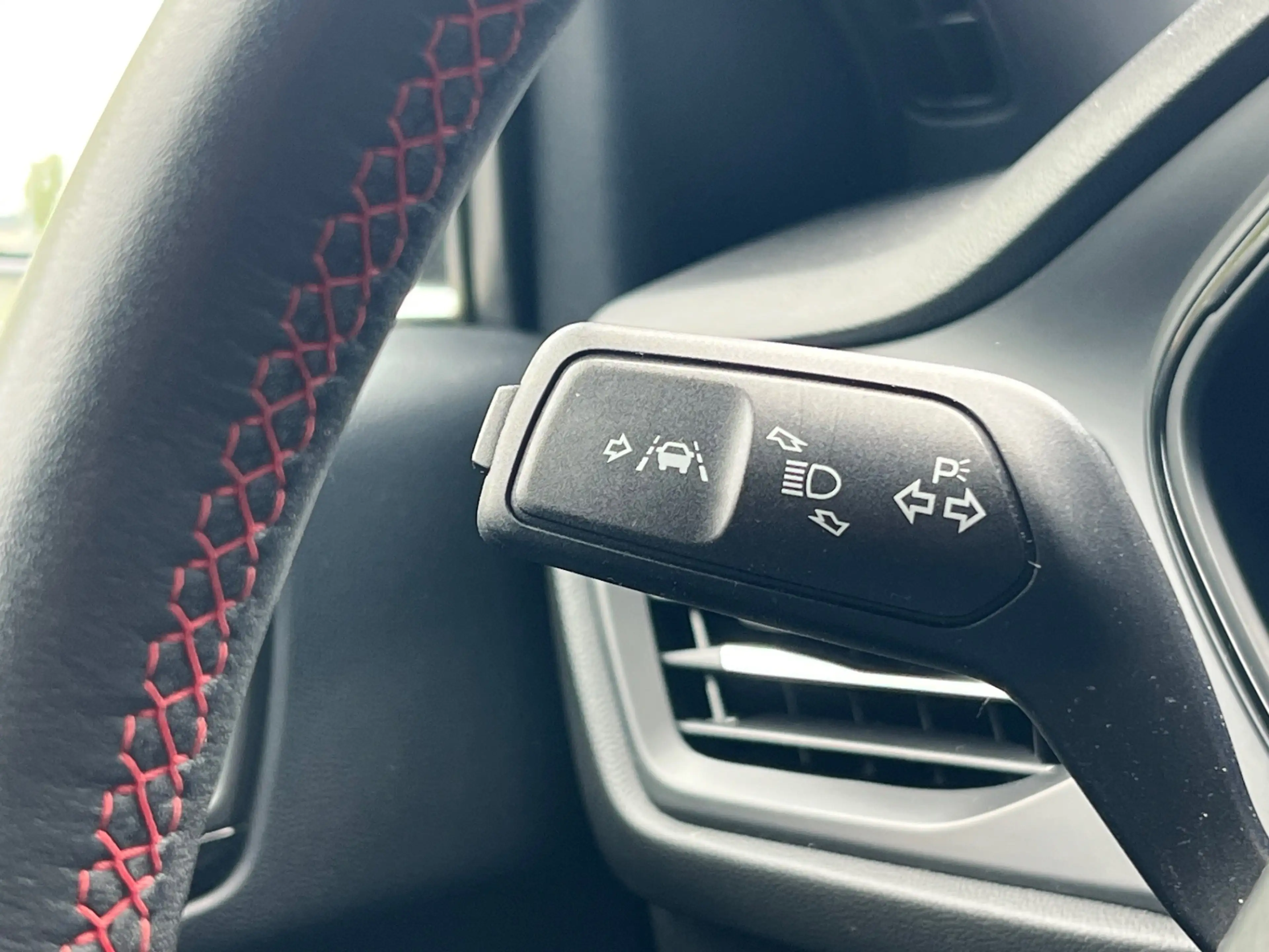 Ford Focus Wagon BWJ 2021 | 1.5TDCI 120PK ST Line X Business — photo 25