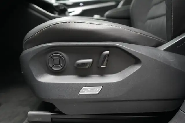 Volkswagen Touareg view 29