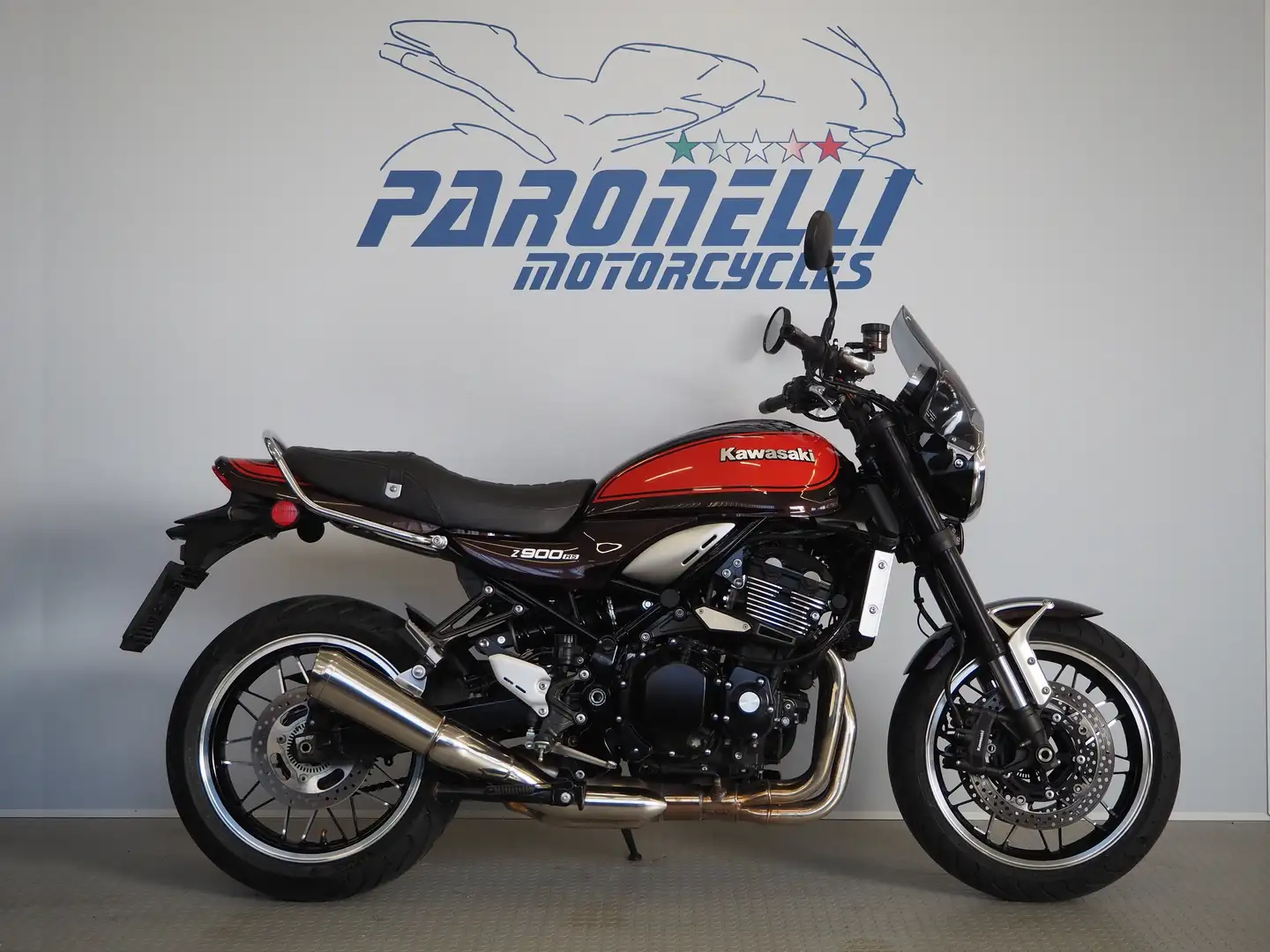 Kawasaki Z 900 RS Negro - 1