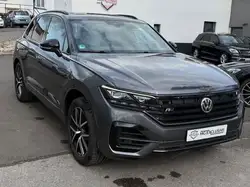 Volkswagen Touareg R Line 4Motion